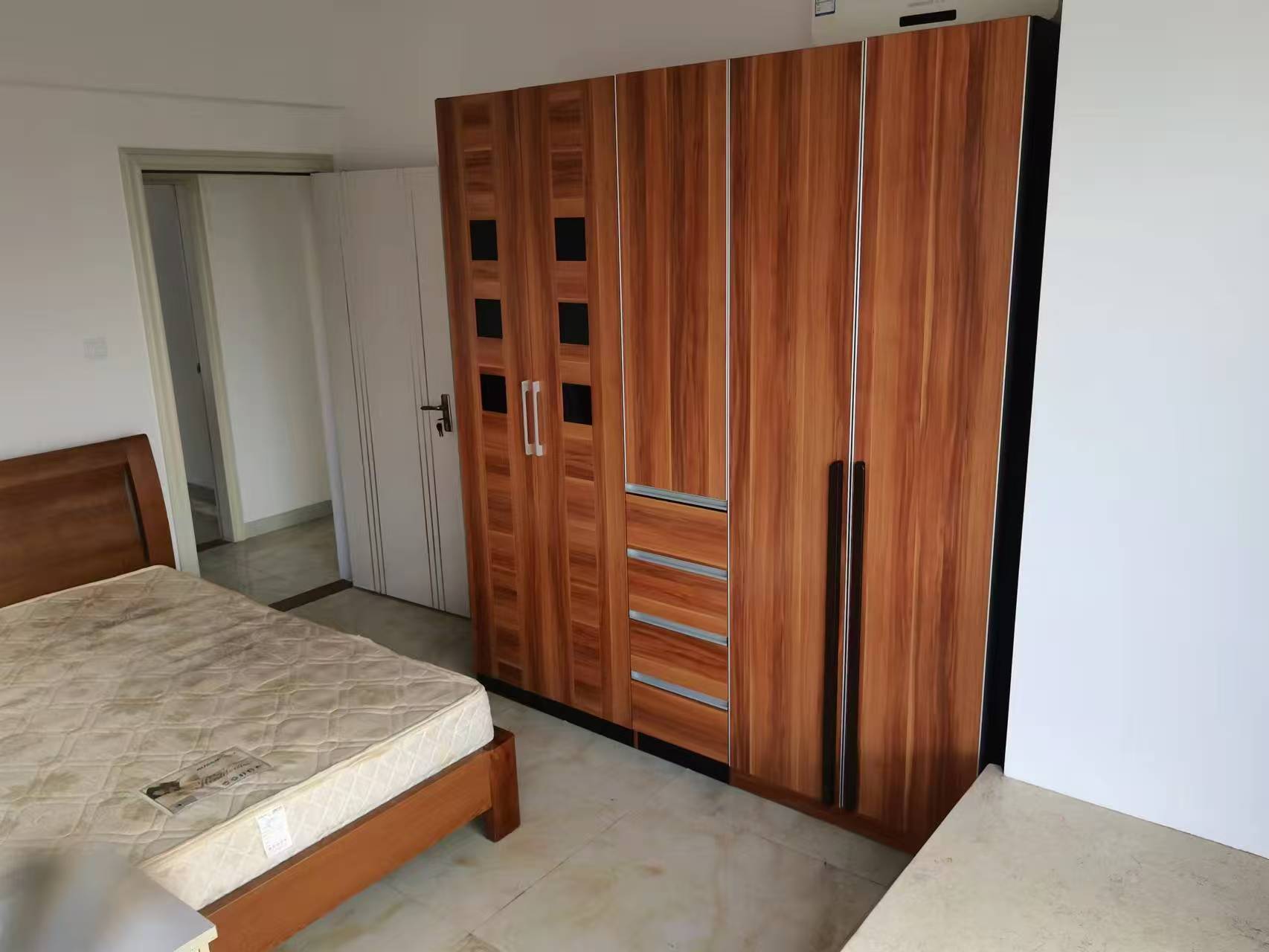 和信广场 3室1厅1卫 3000.0元/月 和信广场 3室1厅1卫 3000.0元/月室内图