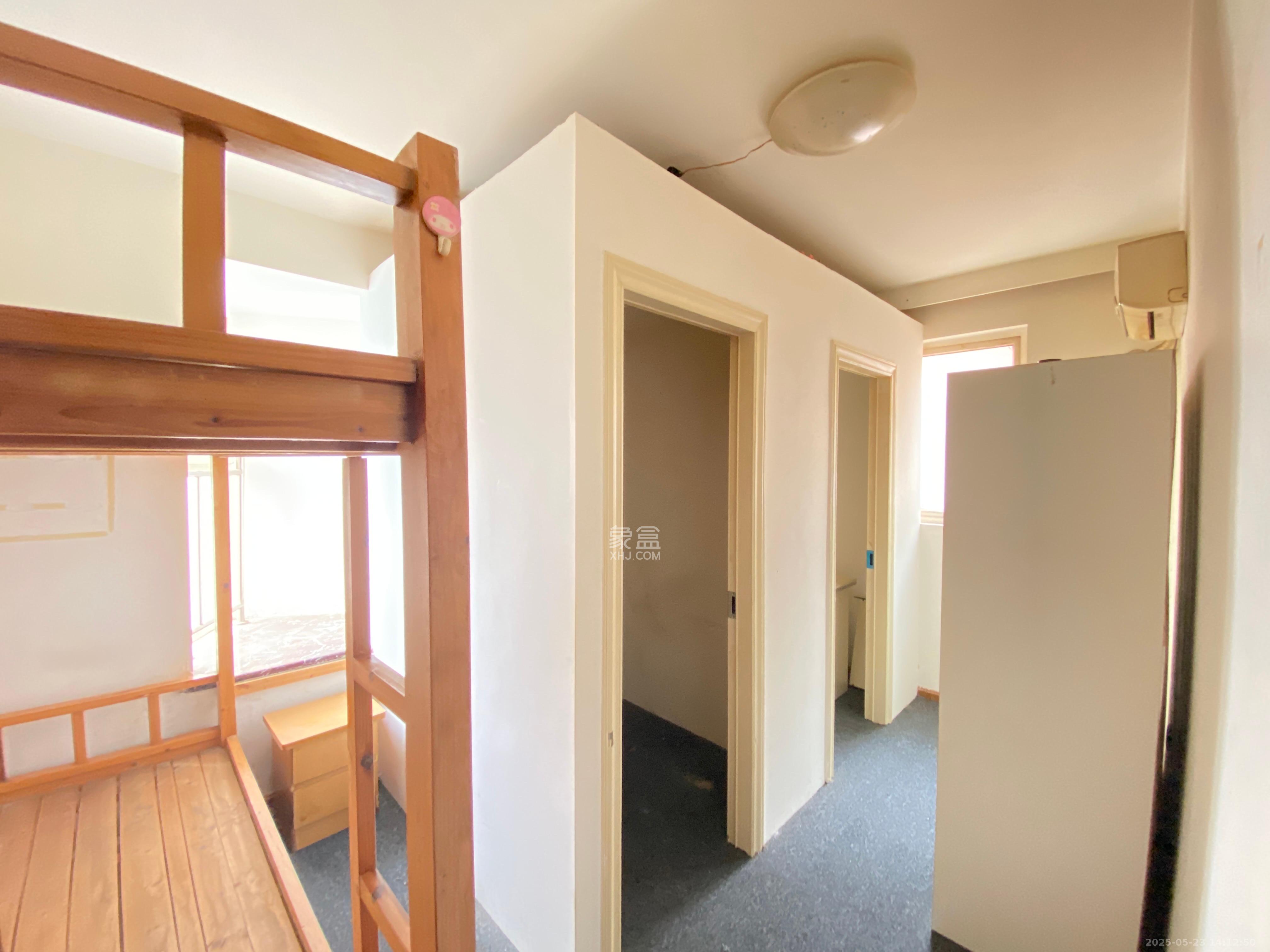 明星村 3室2厅1卫 3200.0元/月 明星村 3室2厅1卫 3200.0元/月室内图