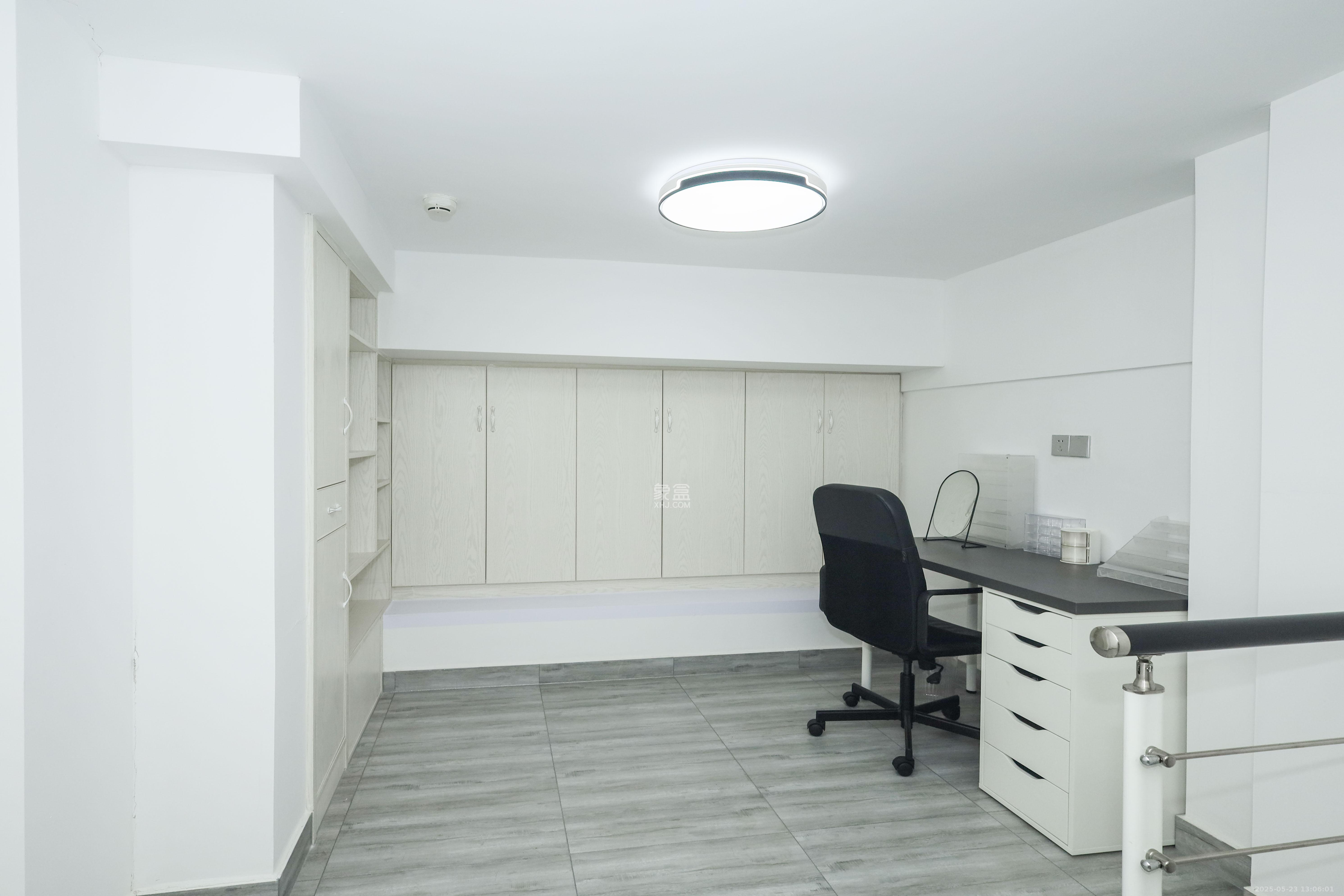 龙湖湘江星座(祺鑫星座公寓)  1室1厅1卫    55.0万 龙湖湘江星座(祺鑫星座公寓)  1室1厅1卫    55.0万卧室