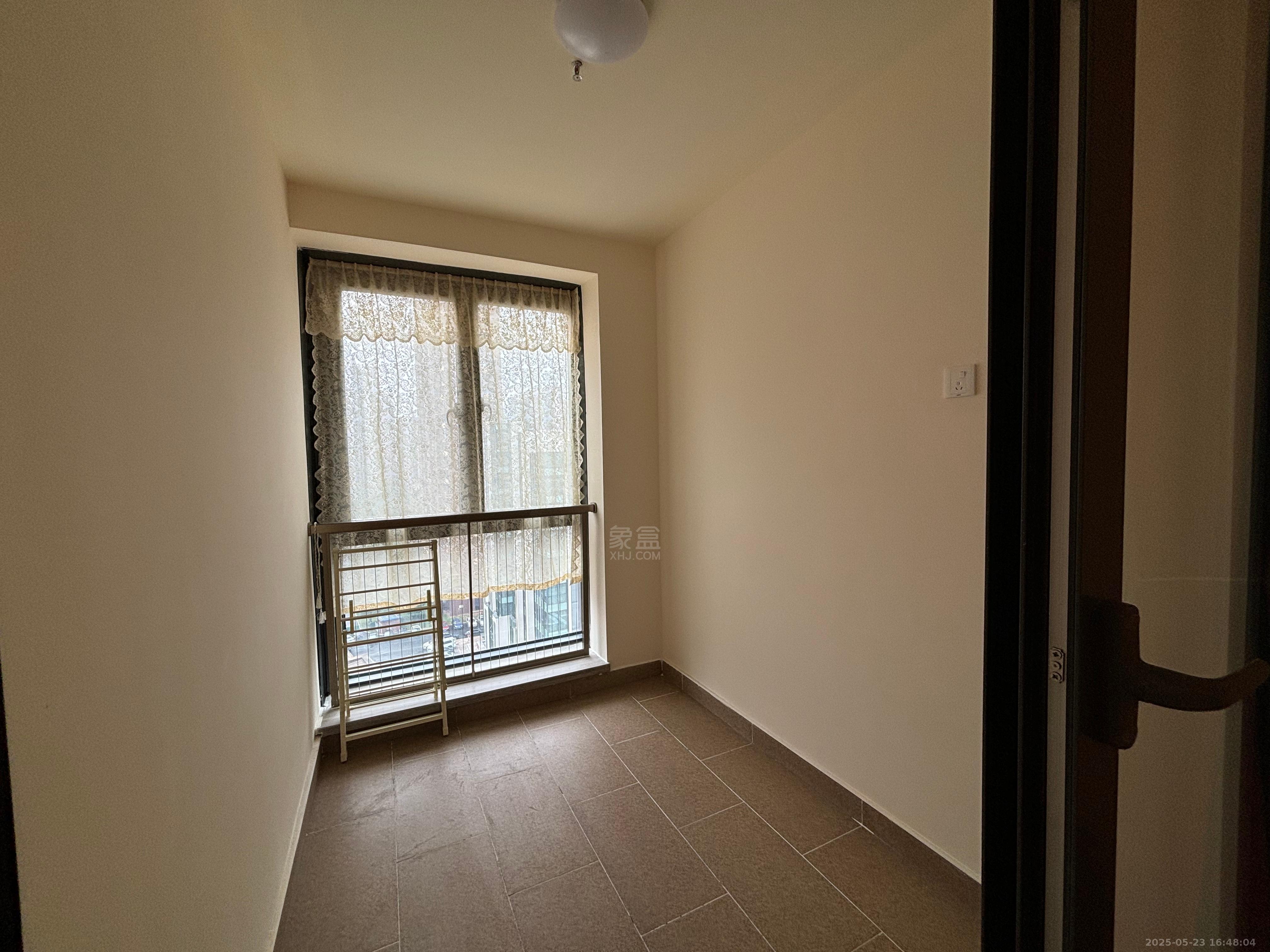 恒大华府 1室0厅0卫 1400.00元/月 恒大华府 1室0厅0卫 1400.00元/月室内图