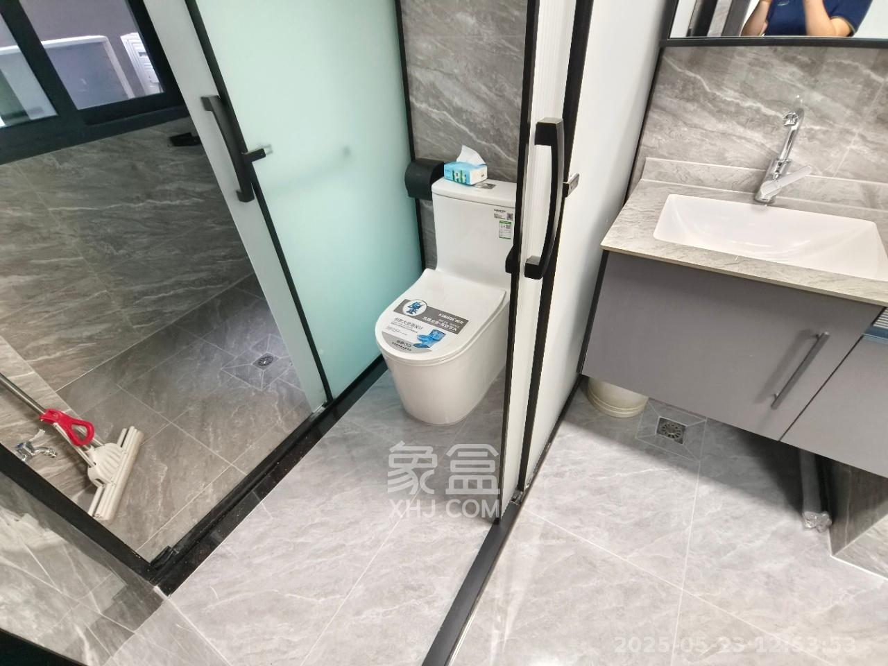 明发阅江悦府  2室2厅1卫   2100.00元/月室内图