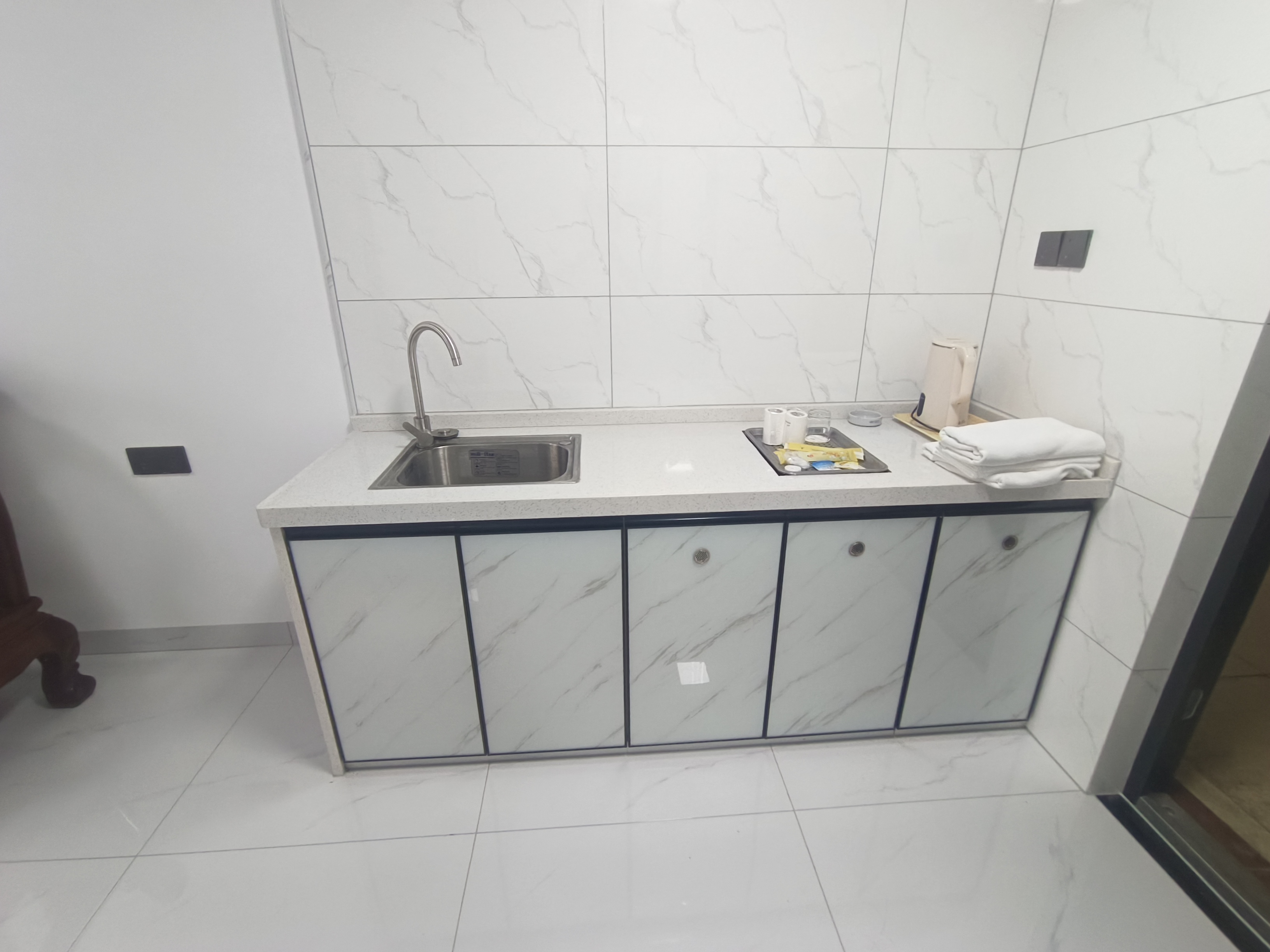 滨海新都 2室2厅1卫 90.0万 滨海新都 2室2厅1卫 90.0万客厅