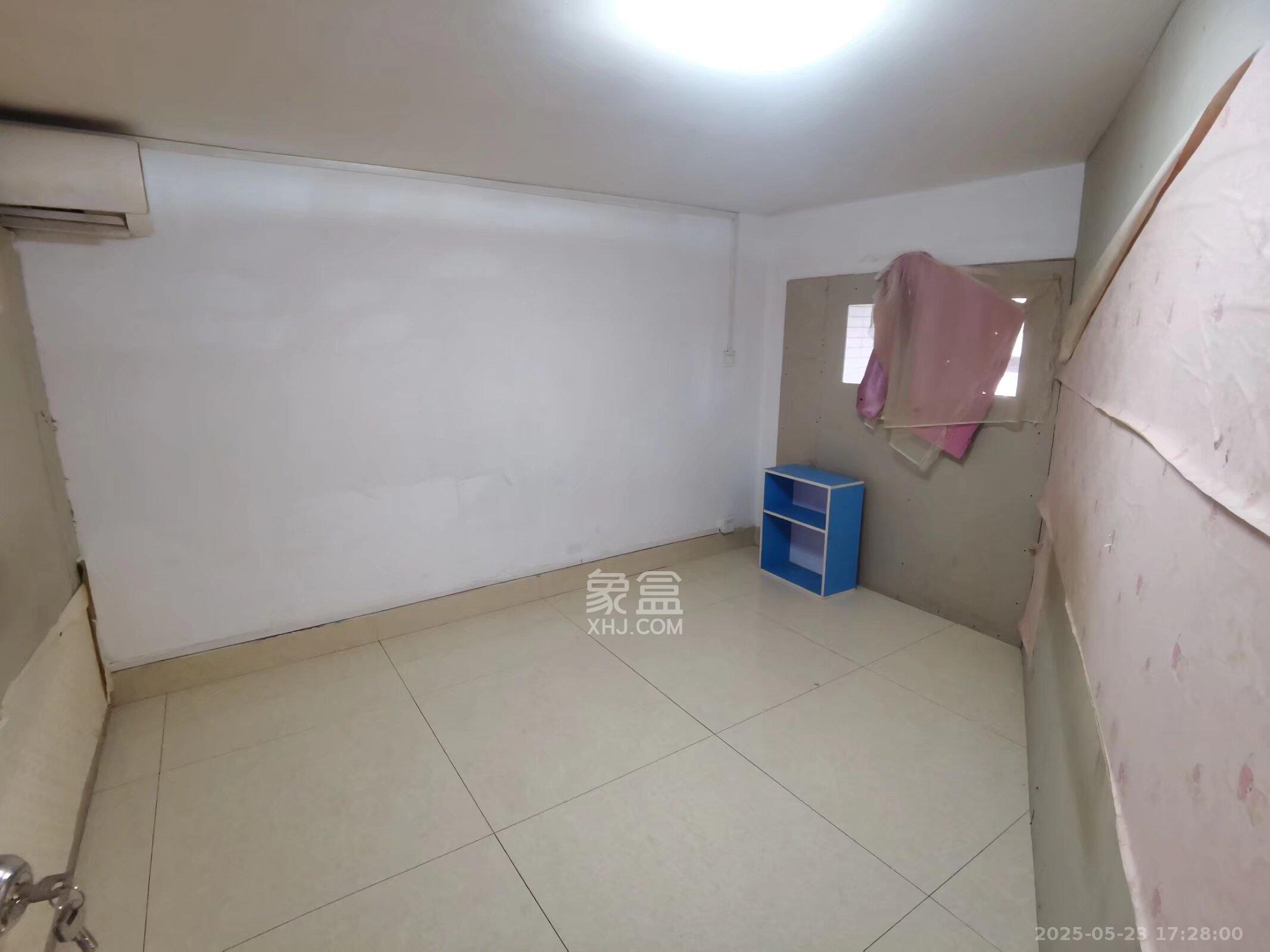 四季星城 3室2厅2卫 1800.0元/月 四季星城 3室2厅2卫 1800.0元/月室内图