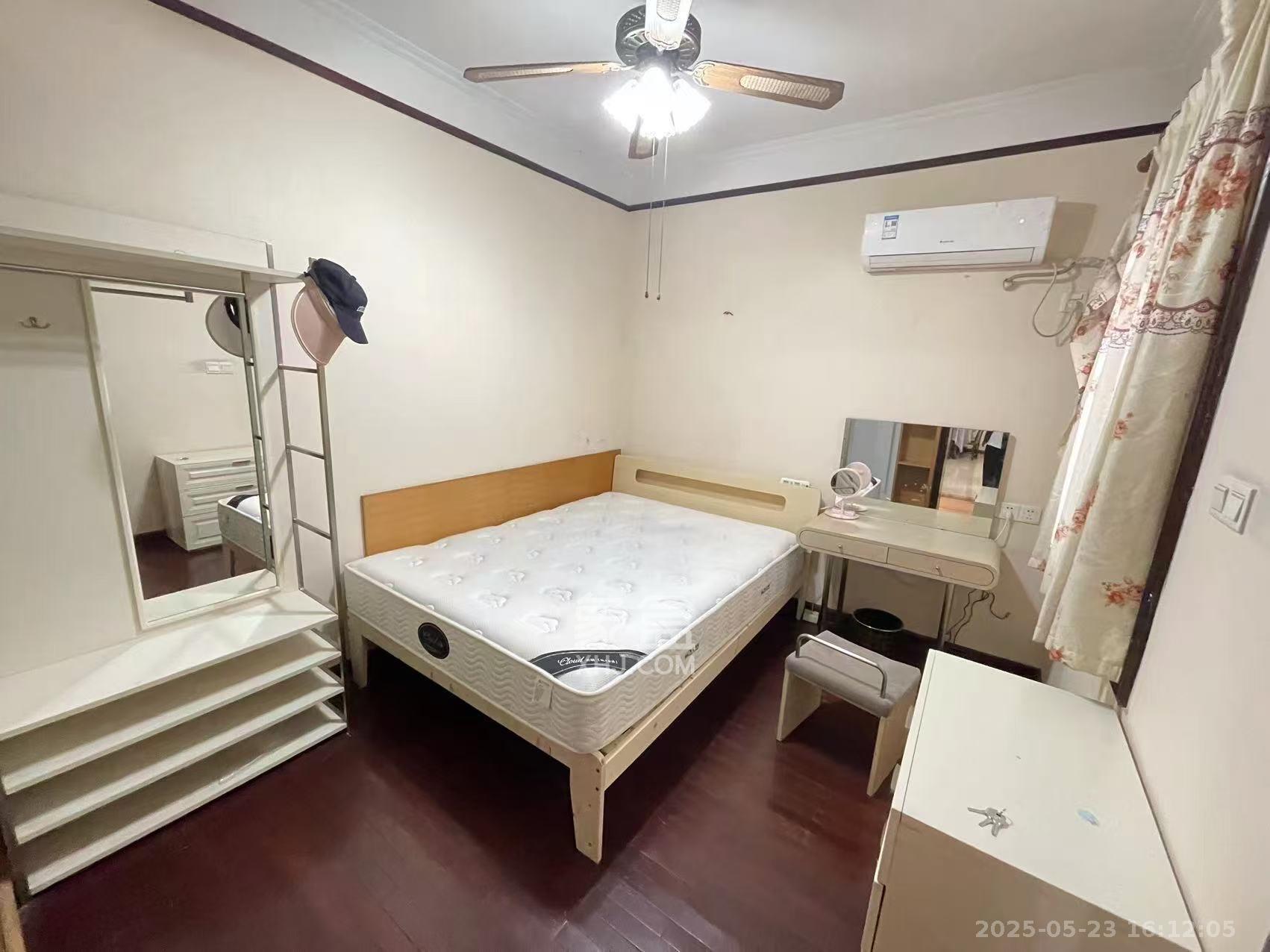 欧陆经典  2室2厅1卫   2800.00元/月室内图
