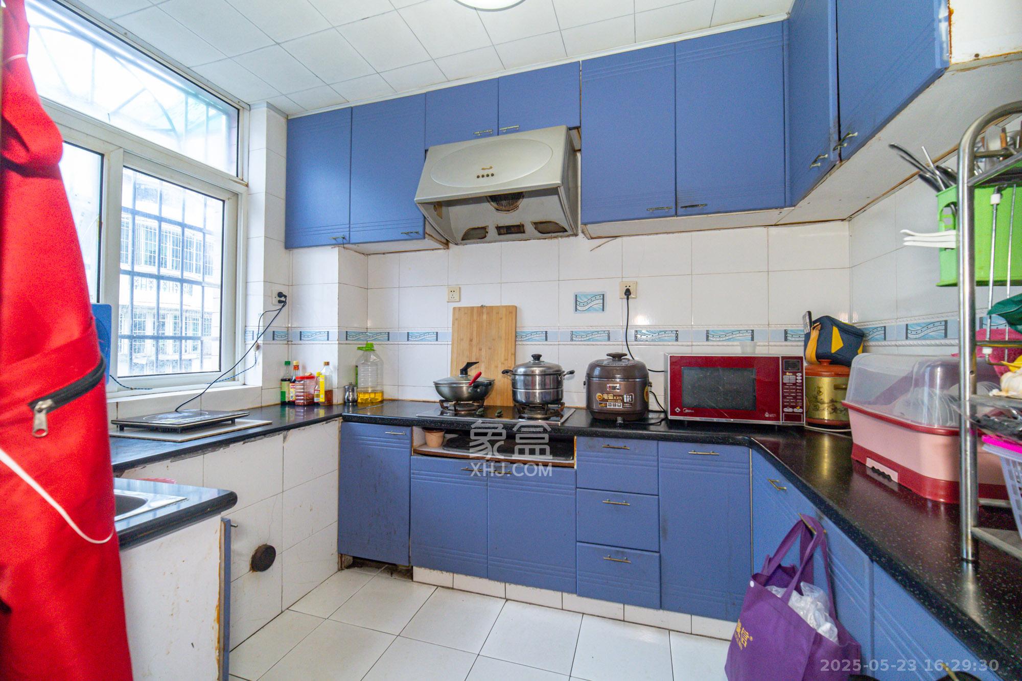 圆梦家园 3室2厅2卫 46.0万 圆梦家园 3室2厅2卫 46.0万厨房