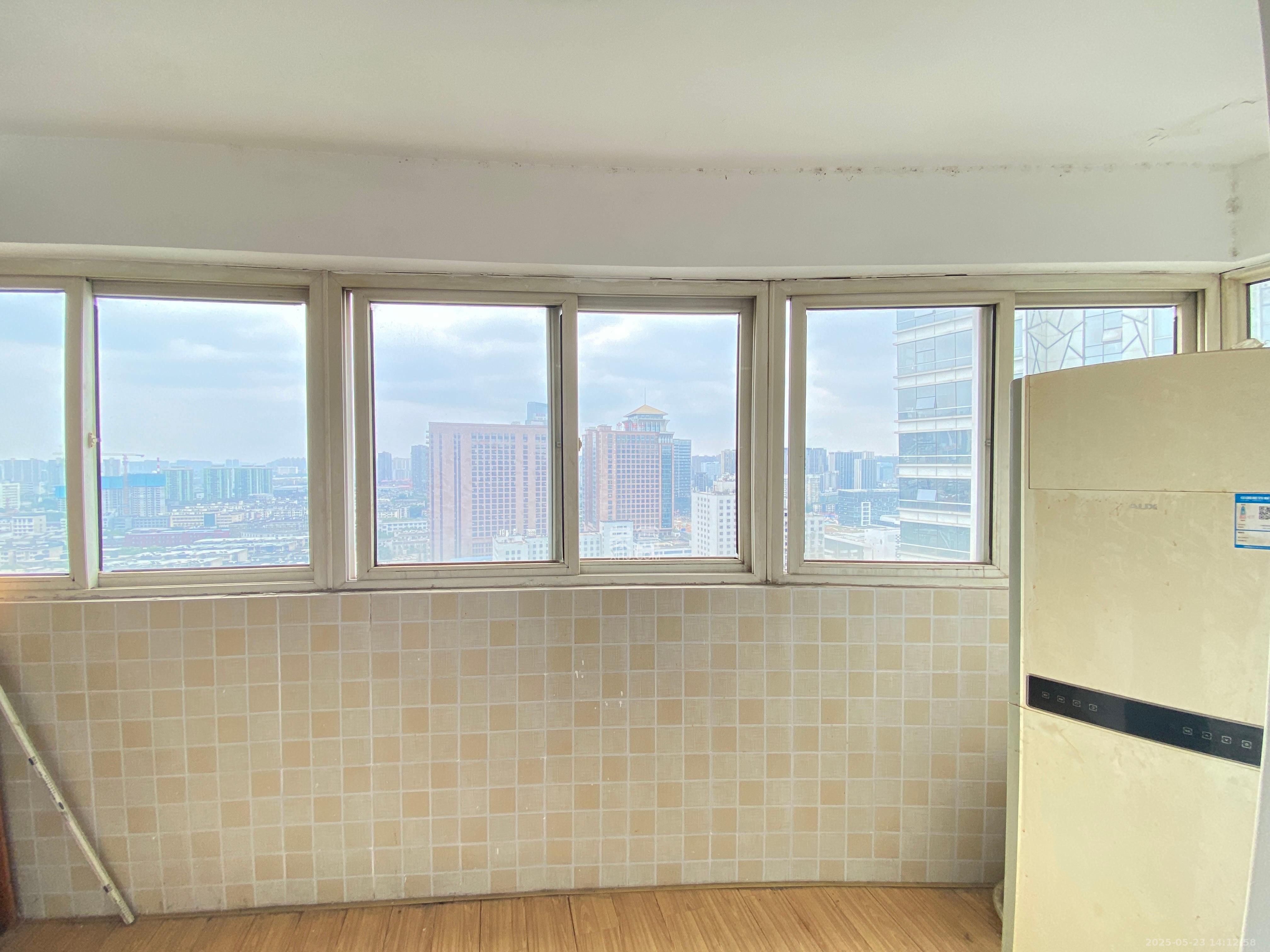 明星村  3室2厅1卫    3200.0元/月室内图