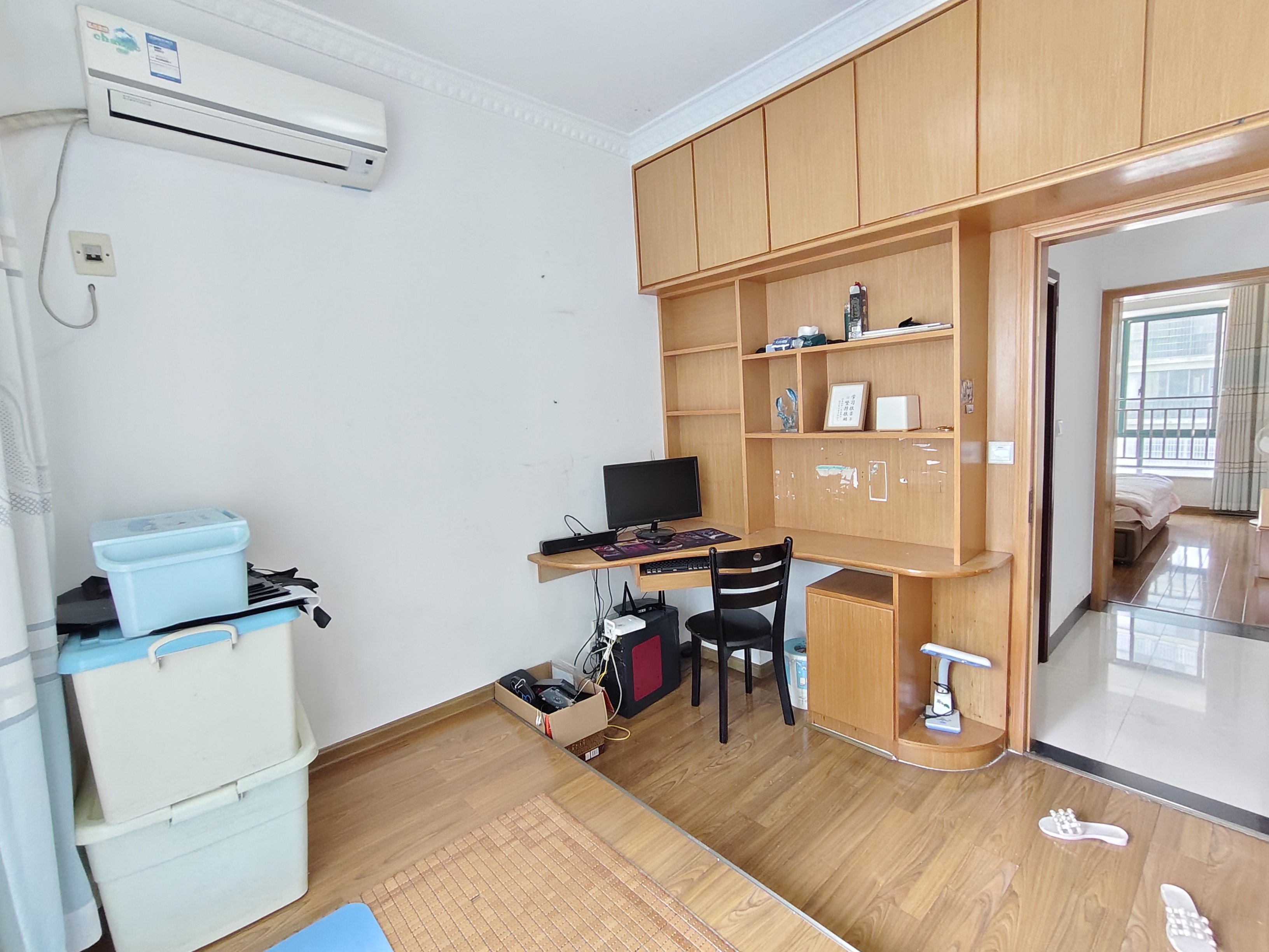 桃花里  3室2厅1卫   50.00万室内图