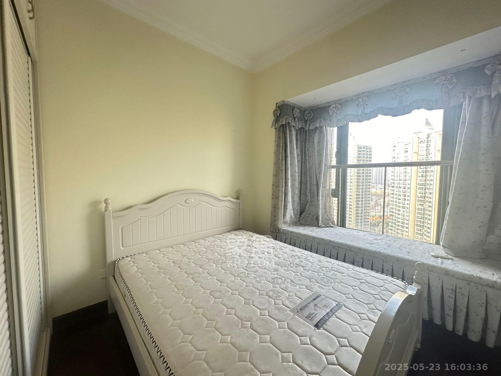 恒大雅苑 3室2厅1卫 2500.0元/月 恒大雅苑 3室2厅1卫 2500.0元/月室内图