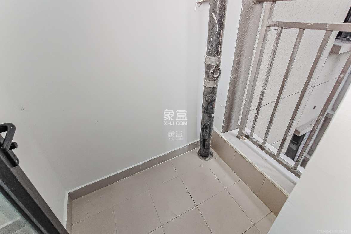 阳光城尚东湾悦江府 3室2厅2卫 116.0万 阳光城尚东湾悦江府 3室2厅2卫 116.0万其他