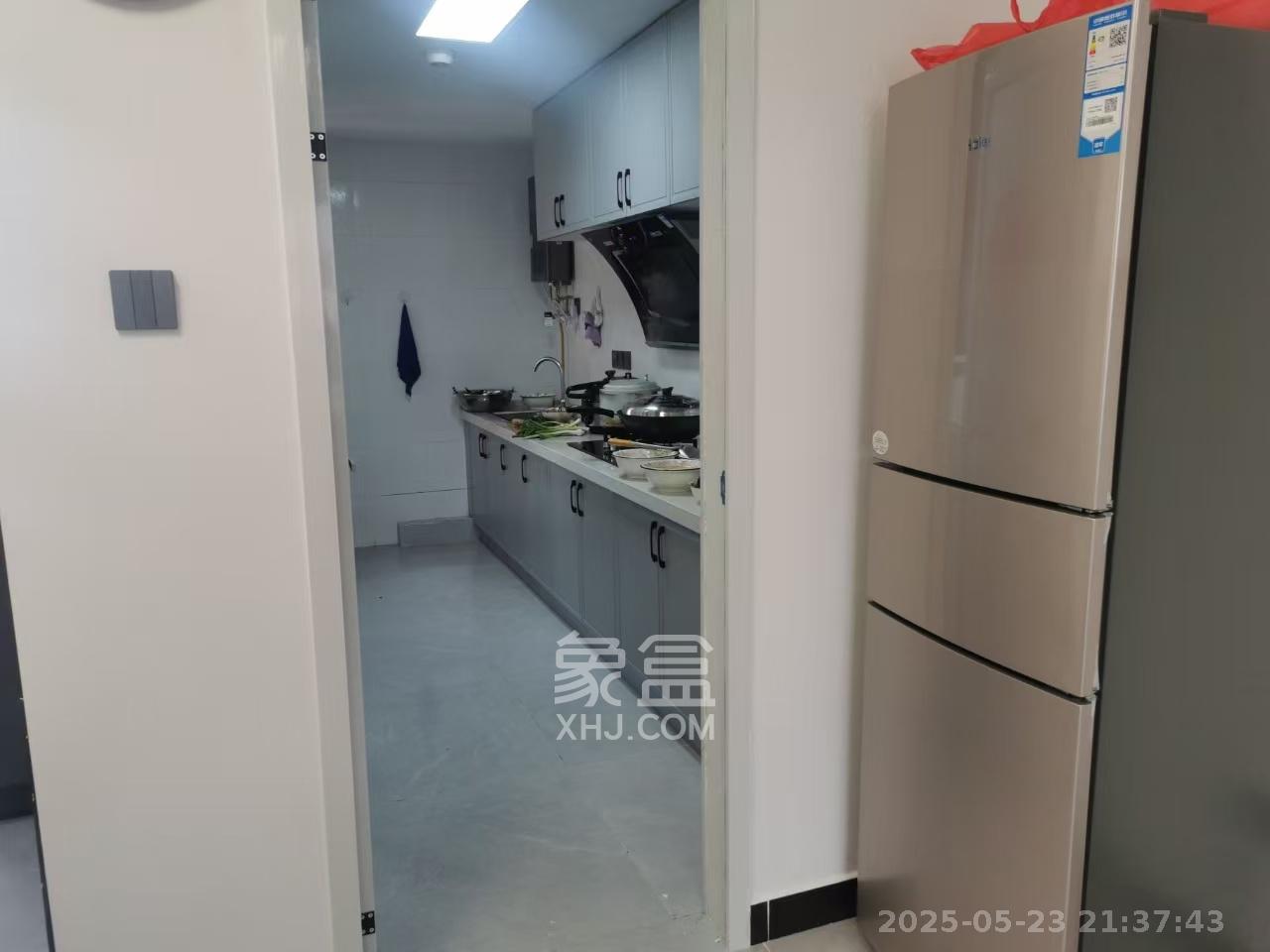 佳兆业水岸新都  3室2厅2卫   2000.00元/月室内图