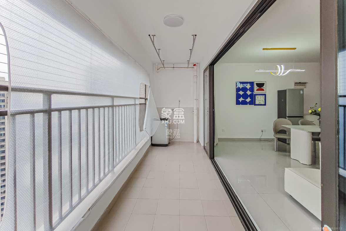 阳光城尚东湾悦江府 3室2厅2卫 116.0万 阳光城尚东湾悦江府 3室2厅2卫 116.0万阳台