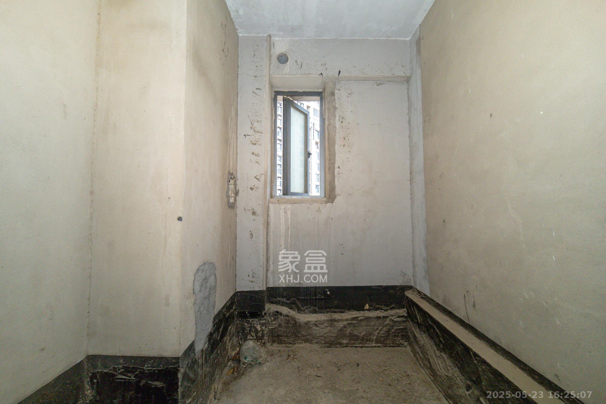 碧桂园威尼斯城  4室3厅2卫    368.0万 碧桂园威尼斯城  4室3厅2卫    368.0万卫生间