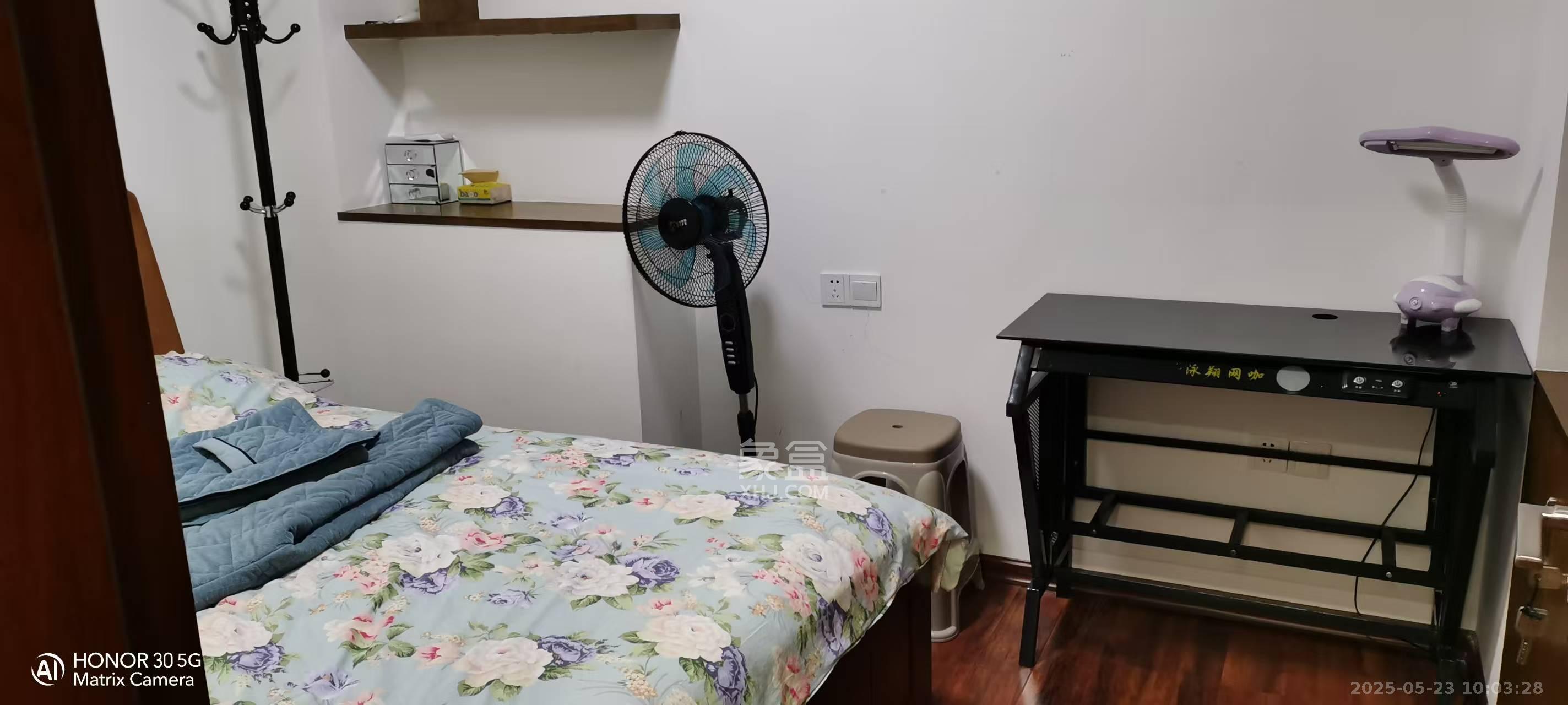 融圣国际  2室1厅1卫    2500.0元/月 融圣国际  2室1厅1卫    2500.0元/月室内图