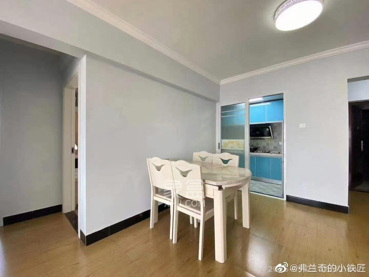 顺安大厦  2室1厅1卫   2700.00元/月