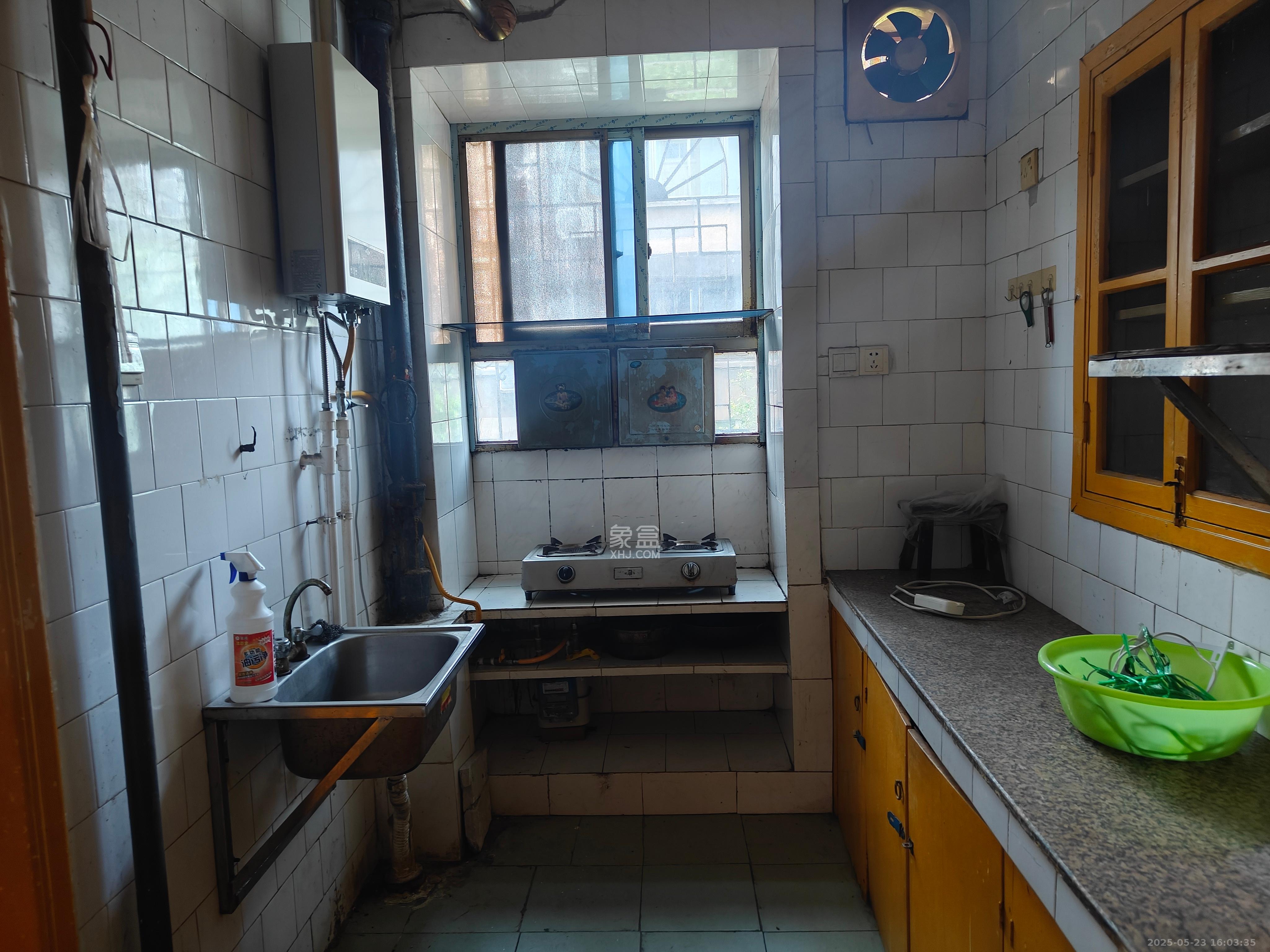 金隆家园(金隆小区)  3室2厅1卫    1500.0元/月 金隆家园(金隆小区)  3室2厅1卫    1500.0元/月室内图