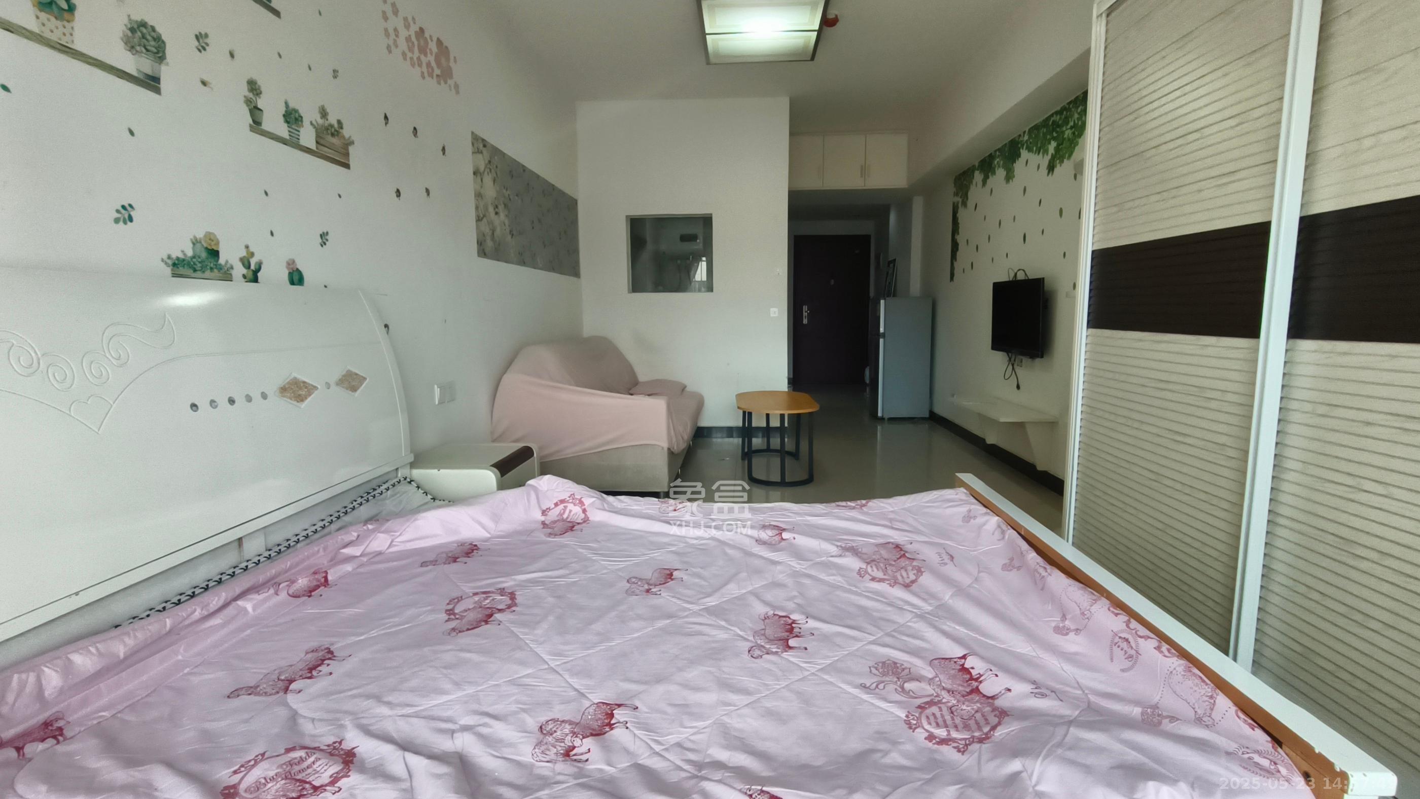 新长海广场  1室1厅1卫    1100.0元/月 新长海广场  1室1厅1卫    1100.0元/月室内图1