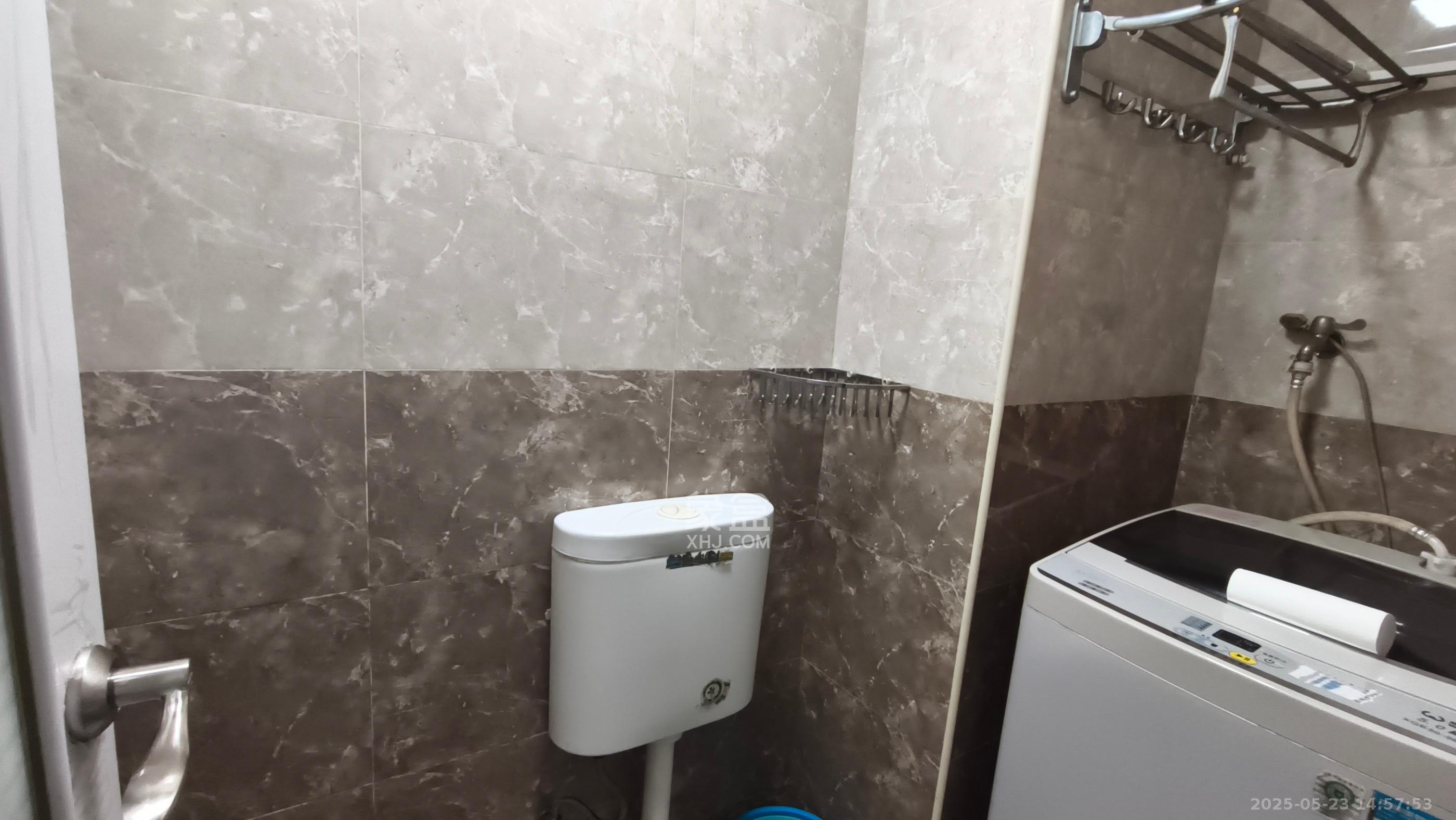 新长海广场  1室1厅1卫   1100.00元/月室内图