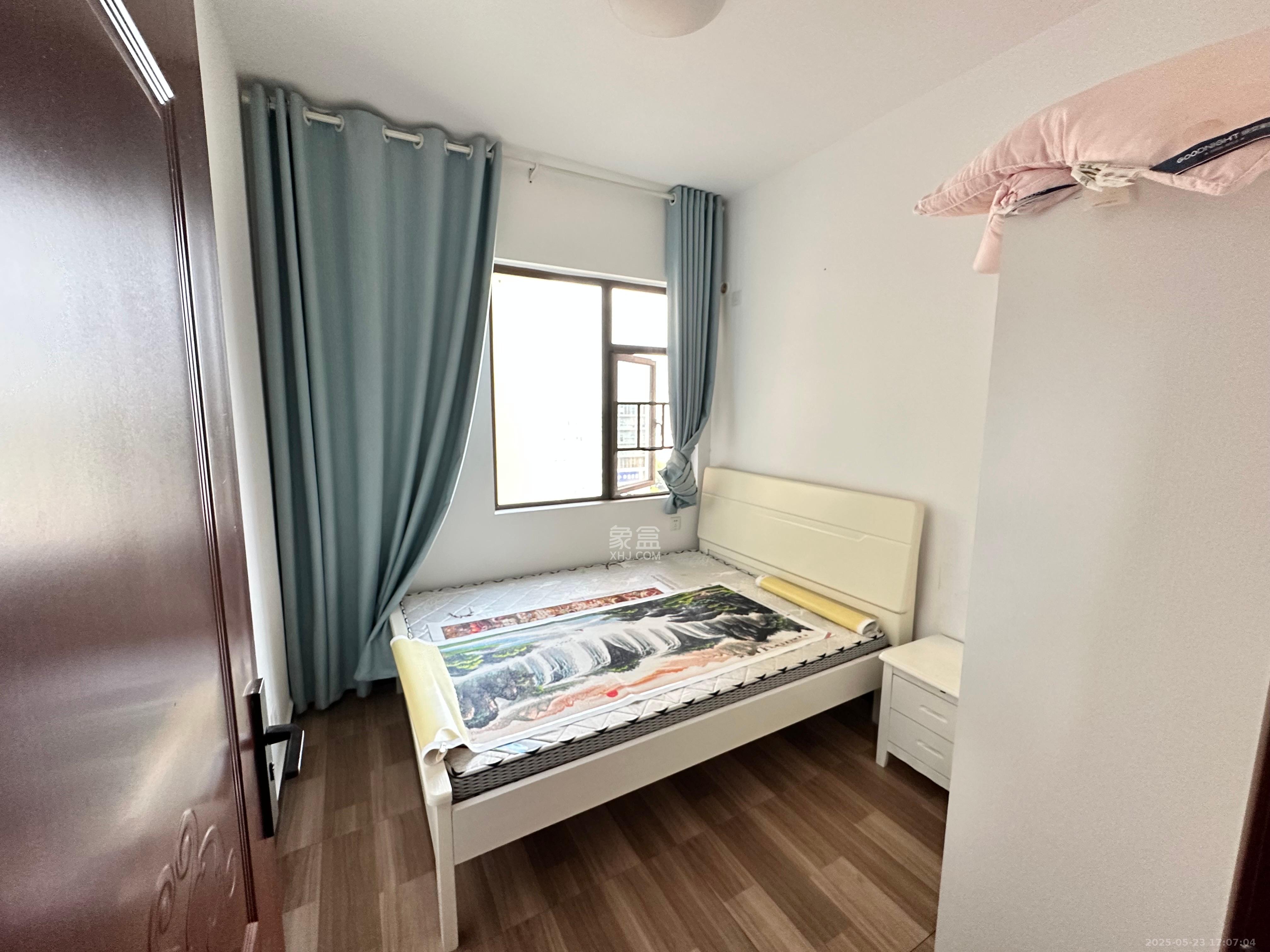 江山帝景雅典  3室2厅1卫   2200.00元/月室内图