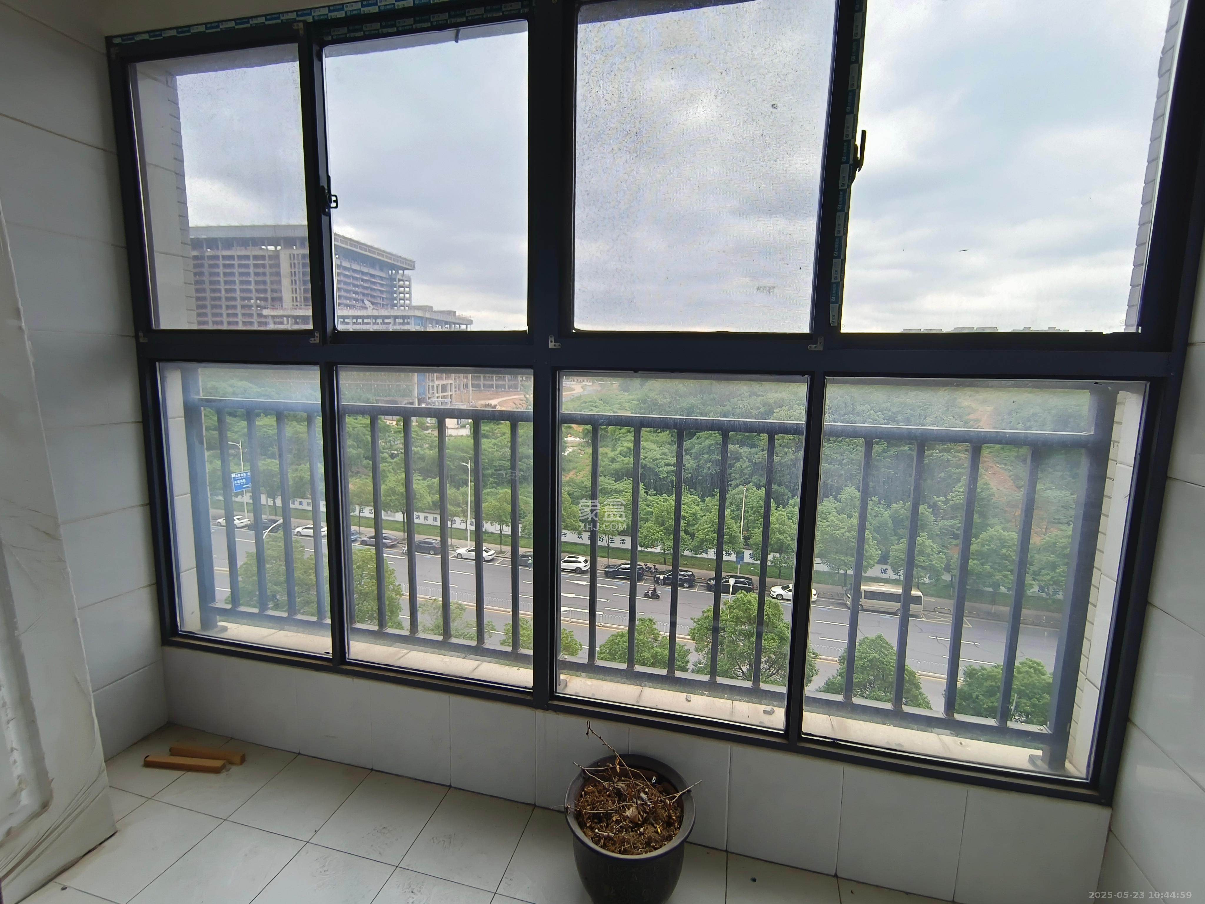 长城雅苑 3室2厅2卫 2200.0元/月 长城雅苑 3室2厅2卫 2200.0元/月室内图