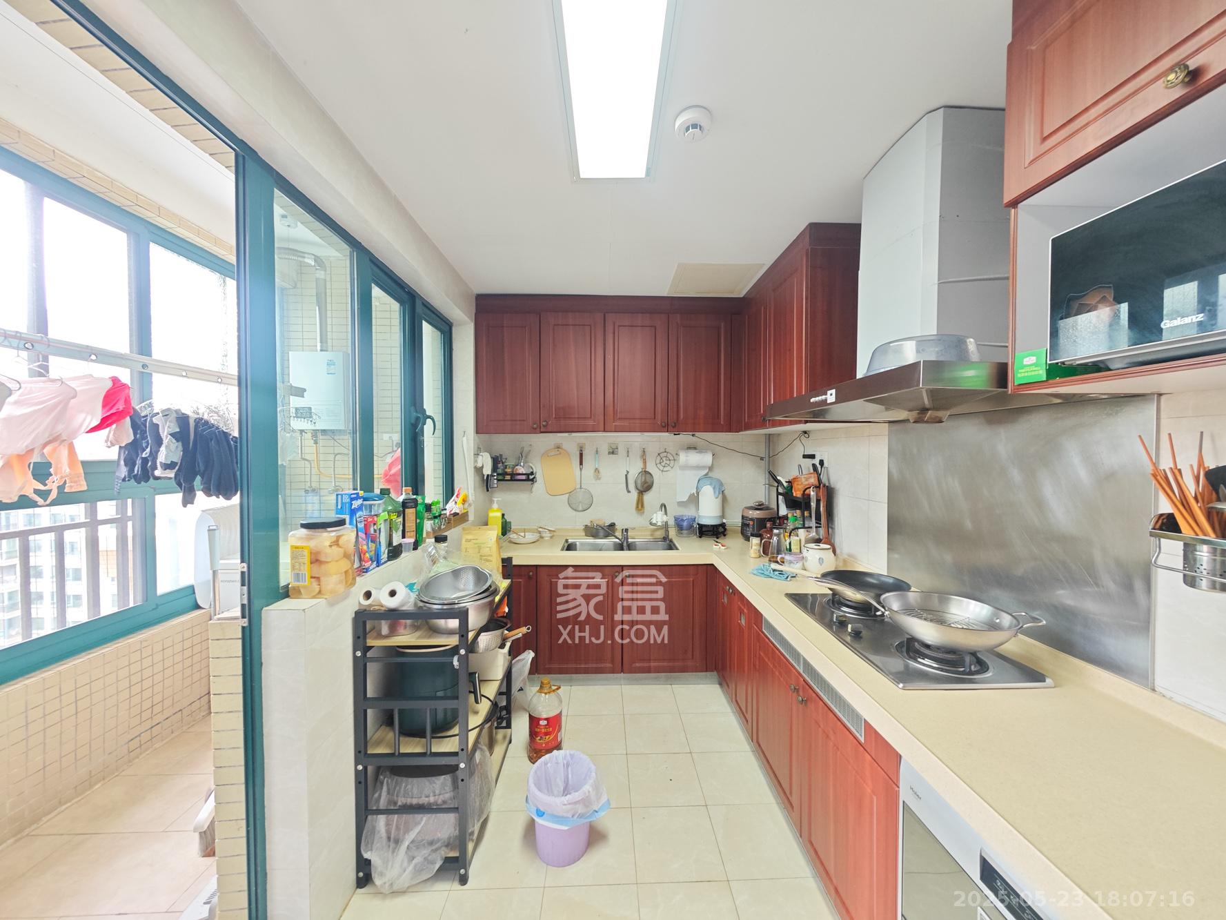 恒大城 4室2厅2卫 140.0万 恒大城 4室2厅2卫 140.0万其他