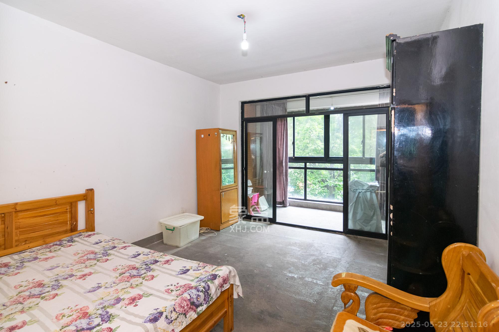 丽景华庭  2室2厅1卫    35.6万 丽景华庭  2室2厅1卫    35.6万卫生间