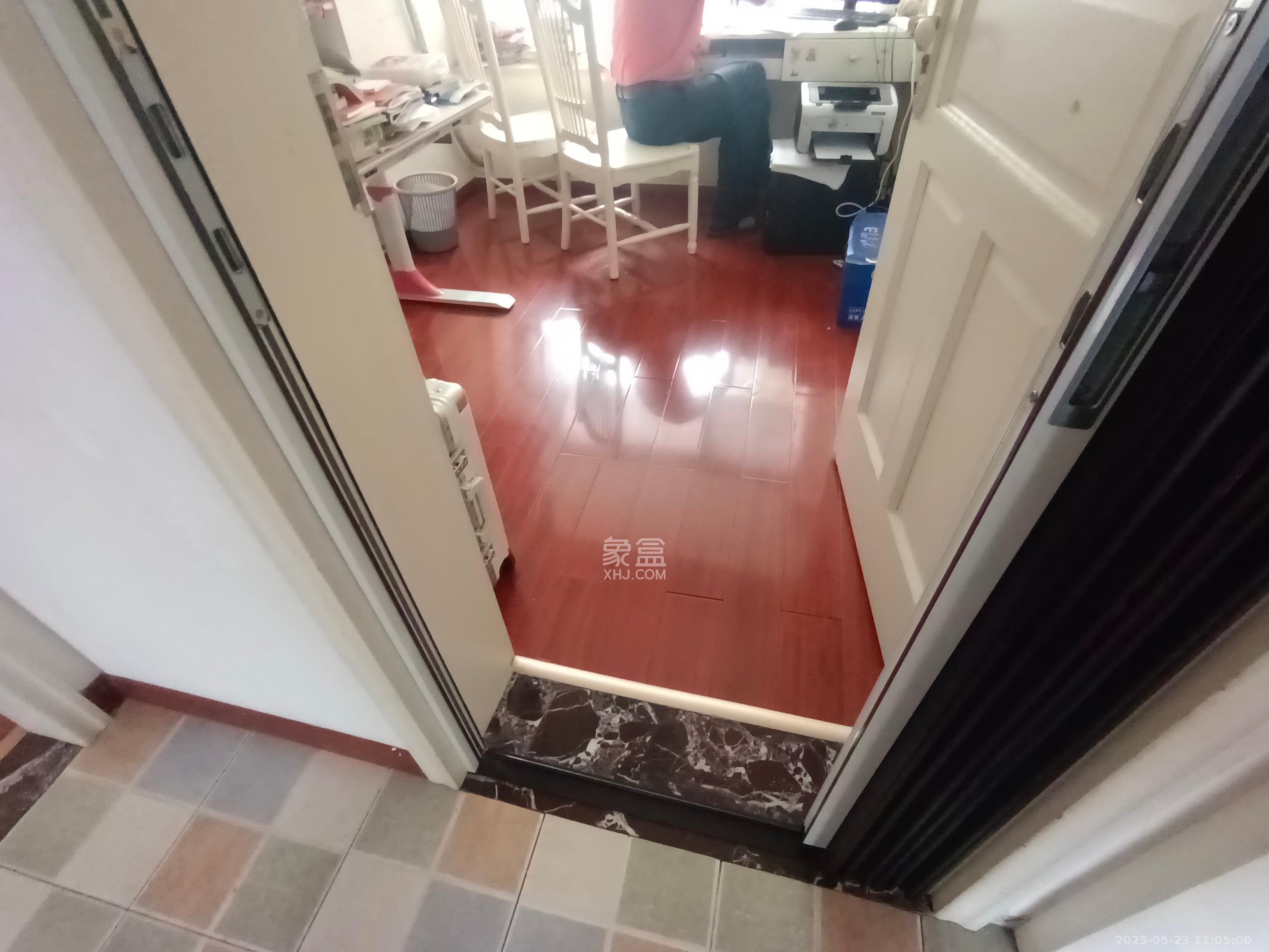长房时代城  3室2厅1卫   2900.00元/月室内图