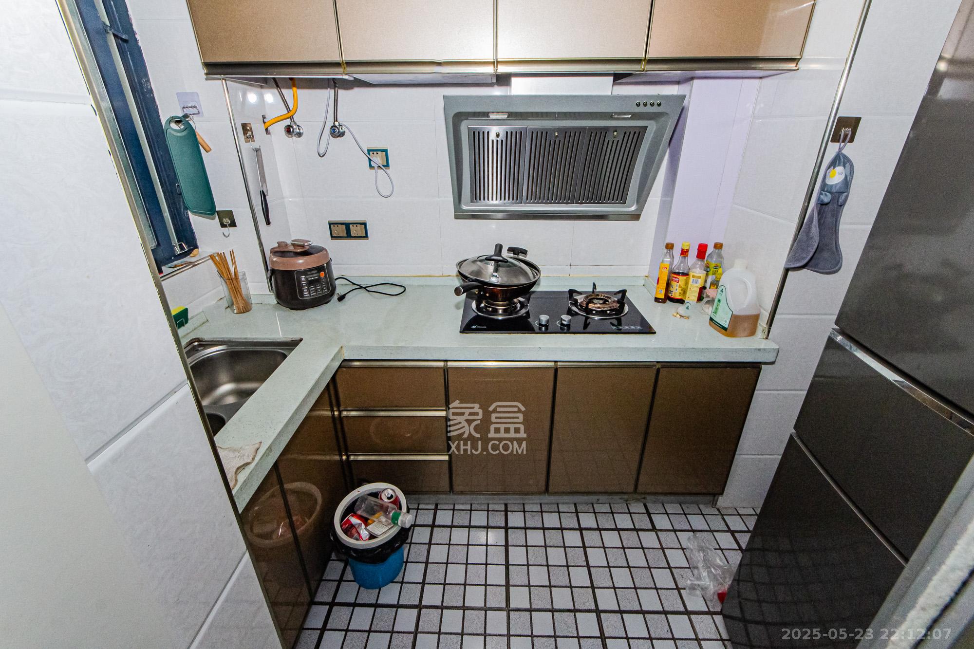 湘江世纪城达江苑 1室2厅1卫 55.0万 湘江世纪城达江苑 1室2厅1卫 55.0万厨房