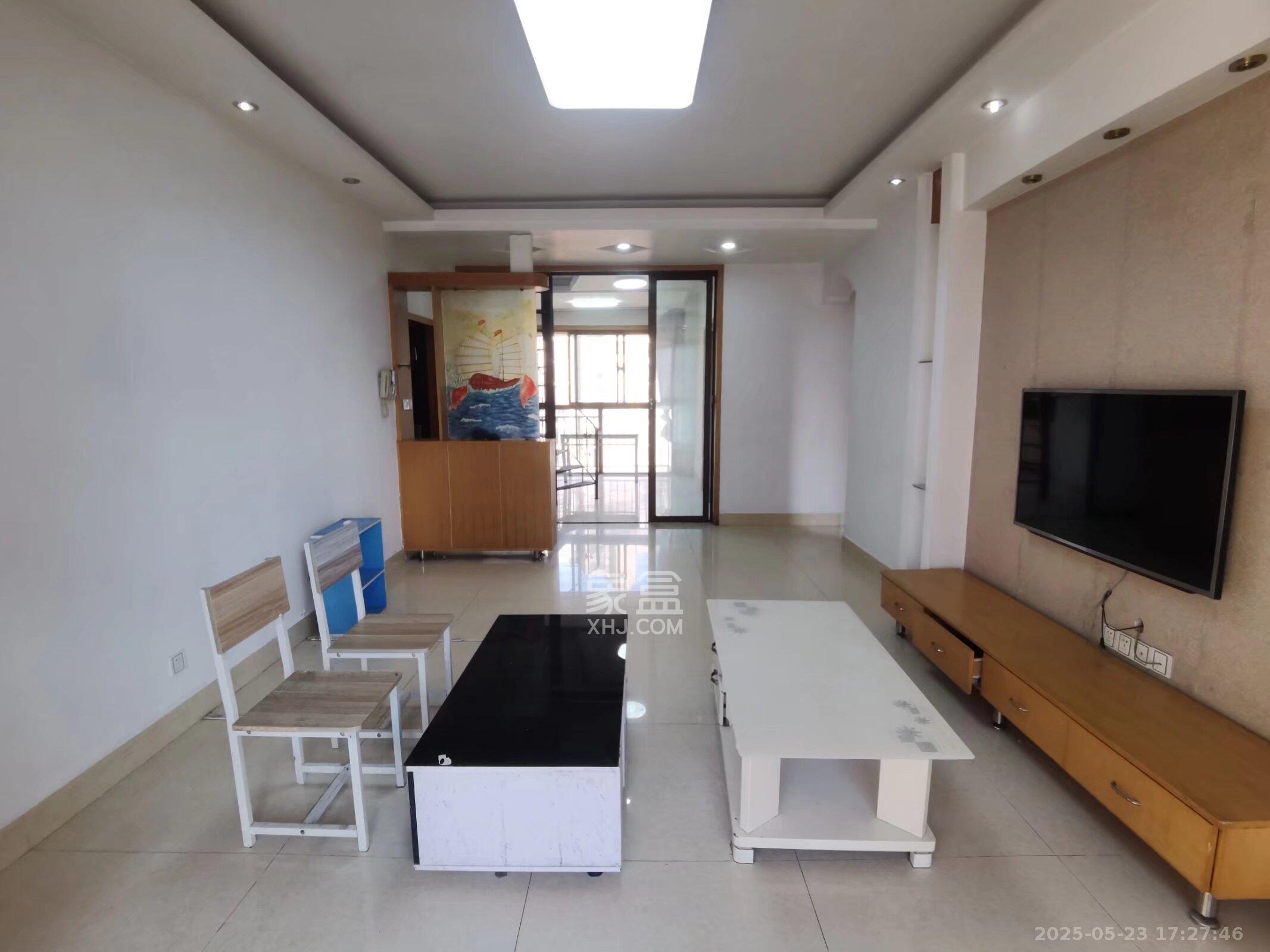 四季星城 3室2厅2卫 1800.0元/月 四季星城 3室2厅2卫 1800.0元/月室内图