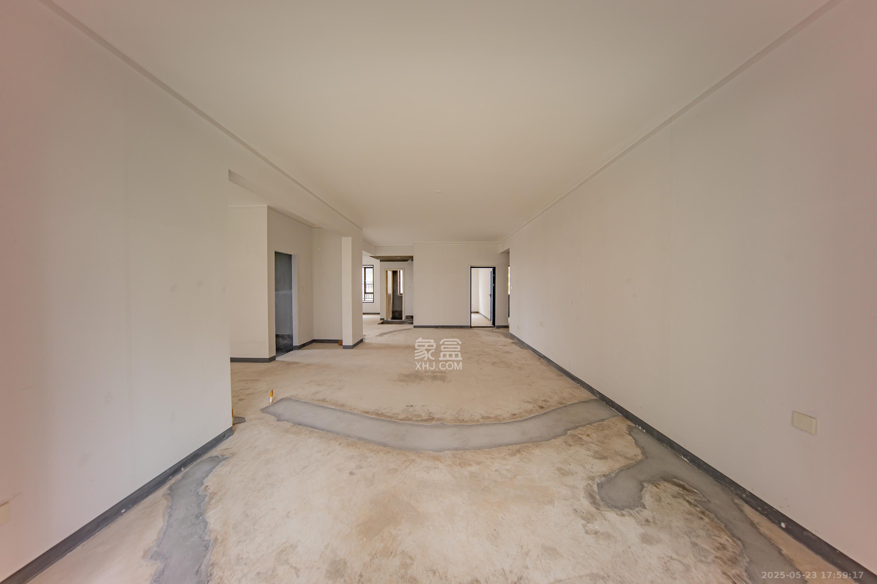 建投象山国际  4室2厅2卫   150.00万