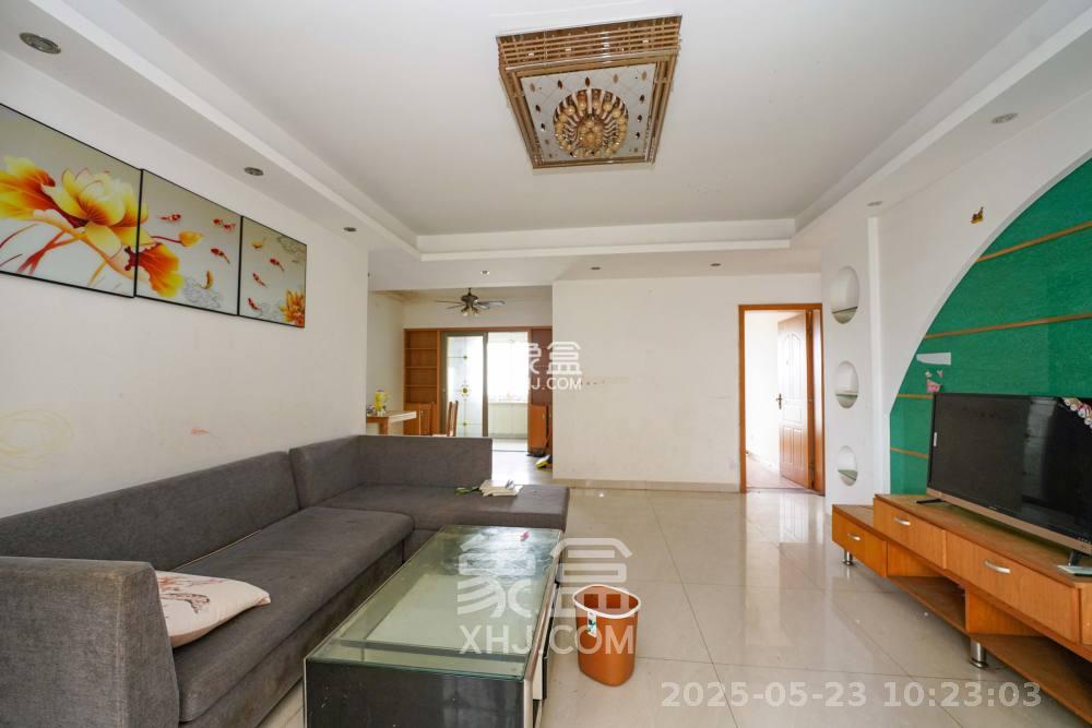 南郡雅园 3室2厅2卫 1500.0元/月 南郡雅园 3室2厅2卫 1500.0元/月室内图