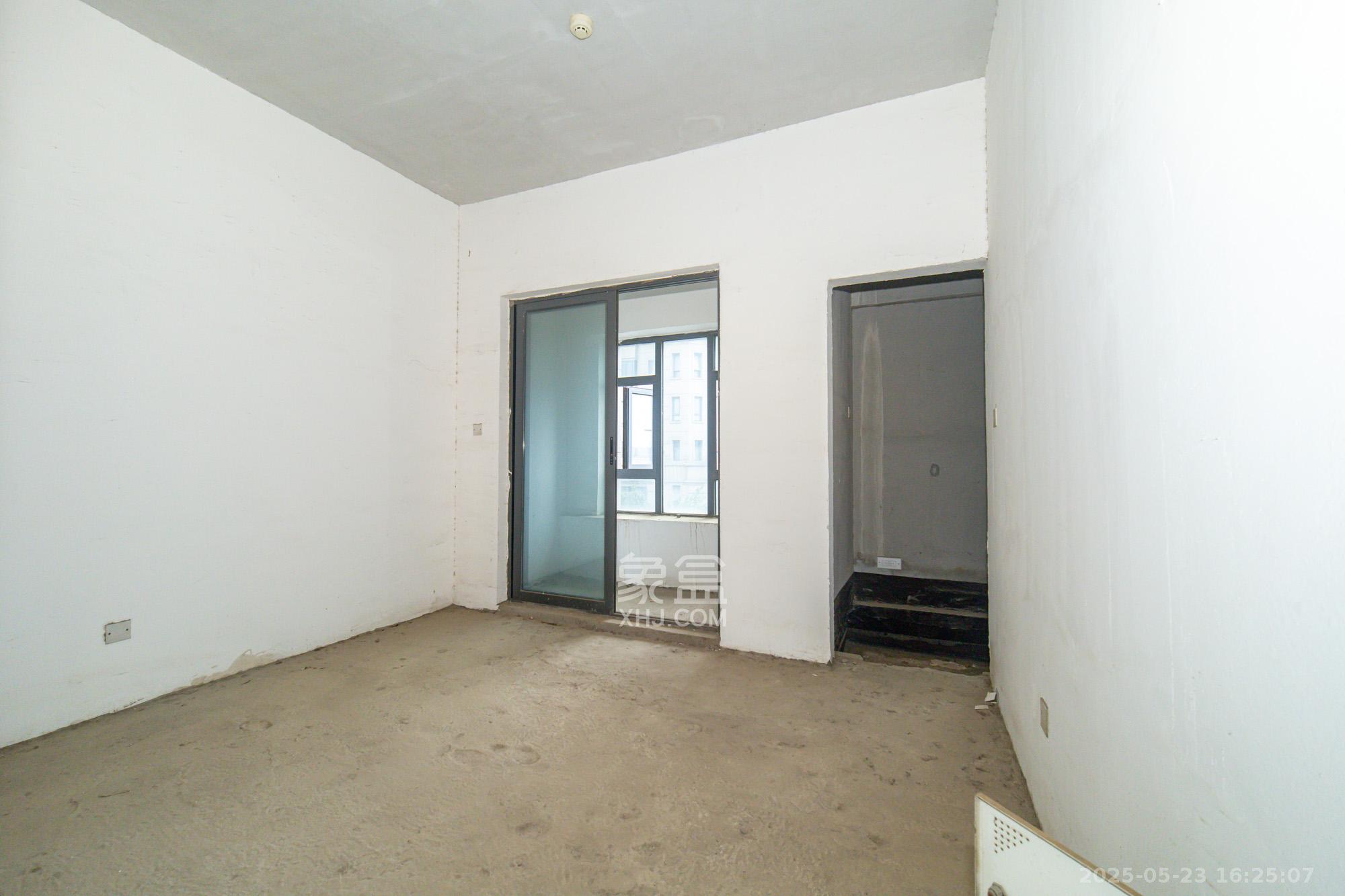 碧桂园威尼斯城  4室3厅2卫    368.0万 碧桂园威尼斯城  4室3厅2卫    368.0万卧室