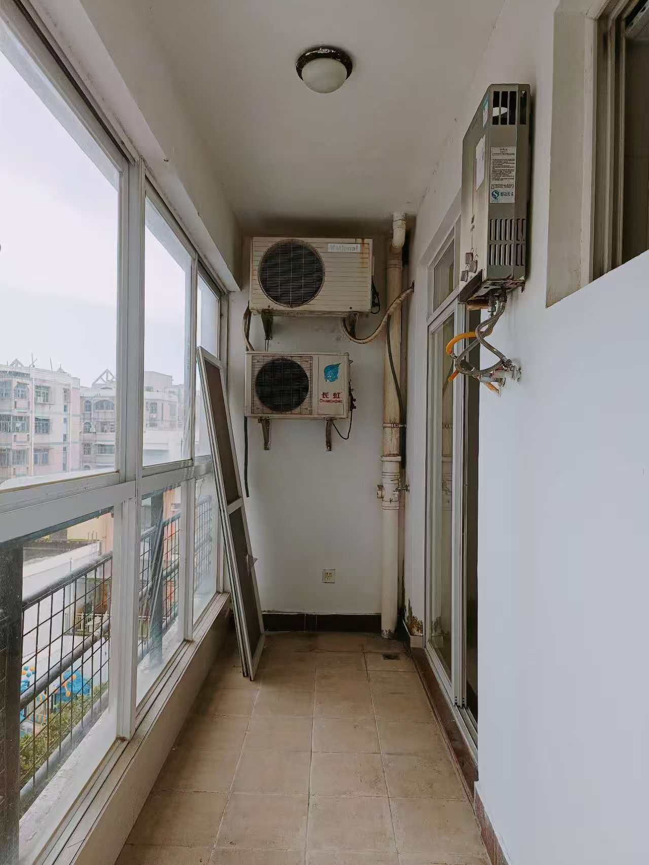 滨海明珠  4室2厅2卫   159.00万室内图