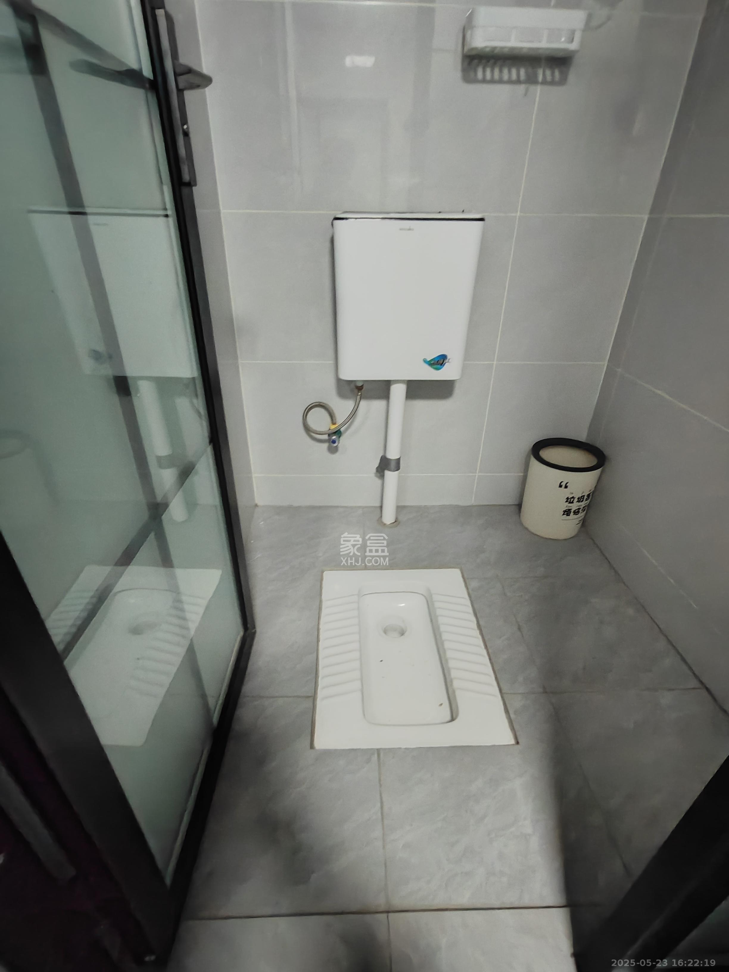 嘉荣苑 1室1厅1卫 1200.0元/月 嘉荣苑 1室1厅1卫 1200.0元/月室内图