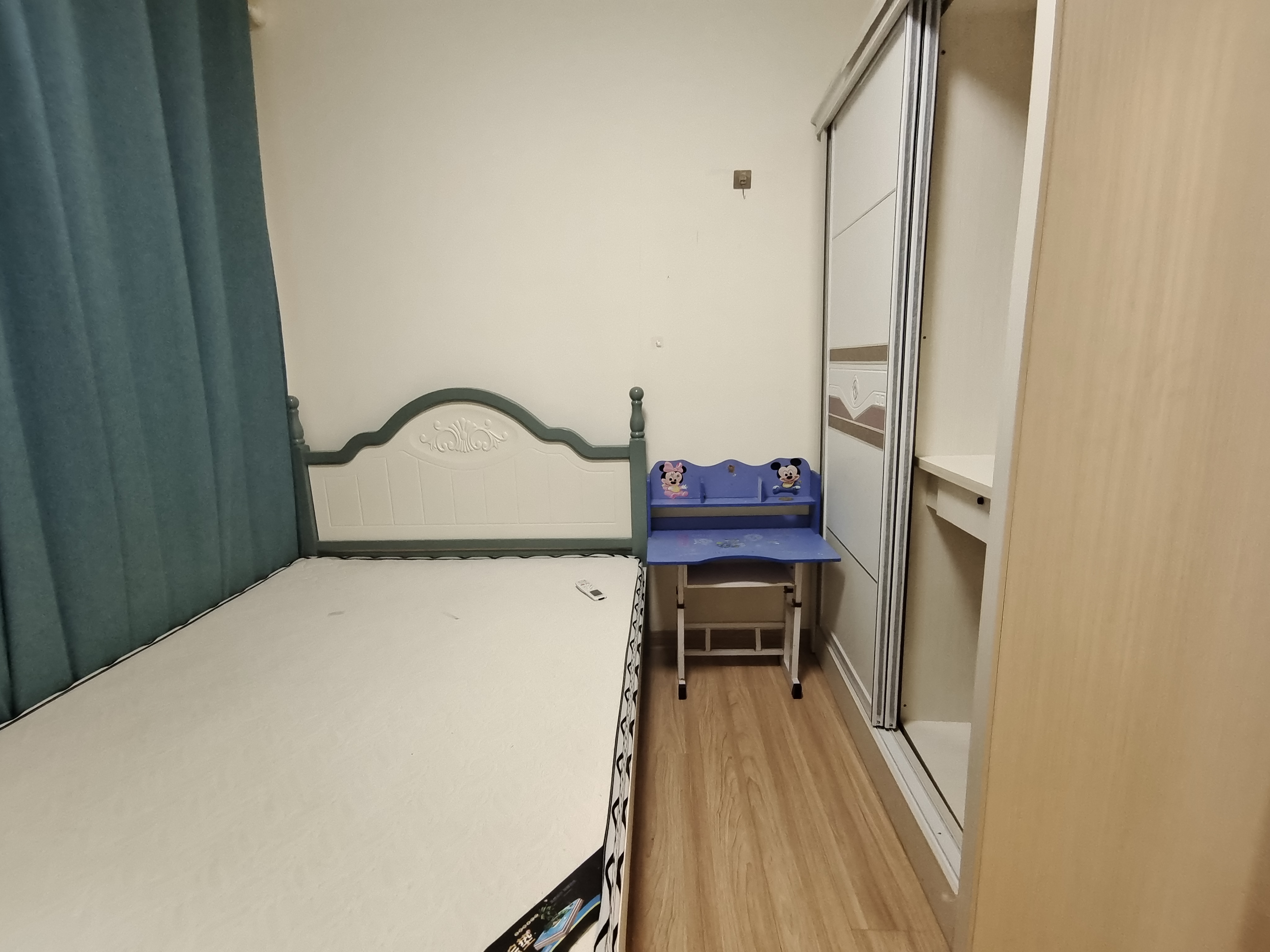 碧桂园梓山府  3室2厅2卫   1800.00元/月室内图