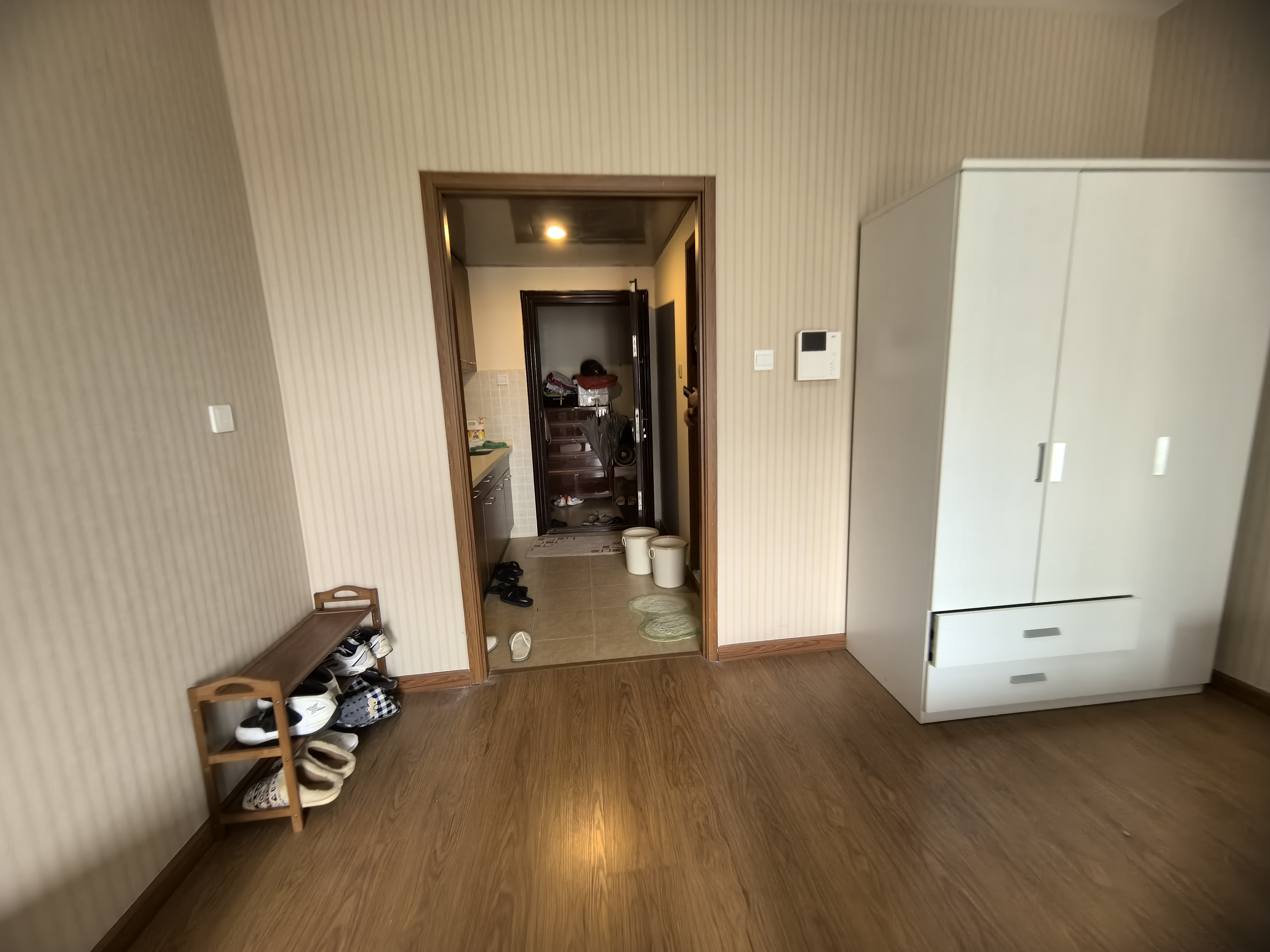 蓝色港湾  1室1厅1卫   25.00万客厅