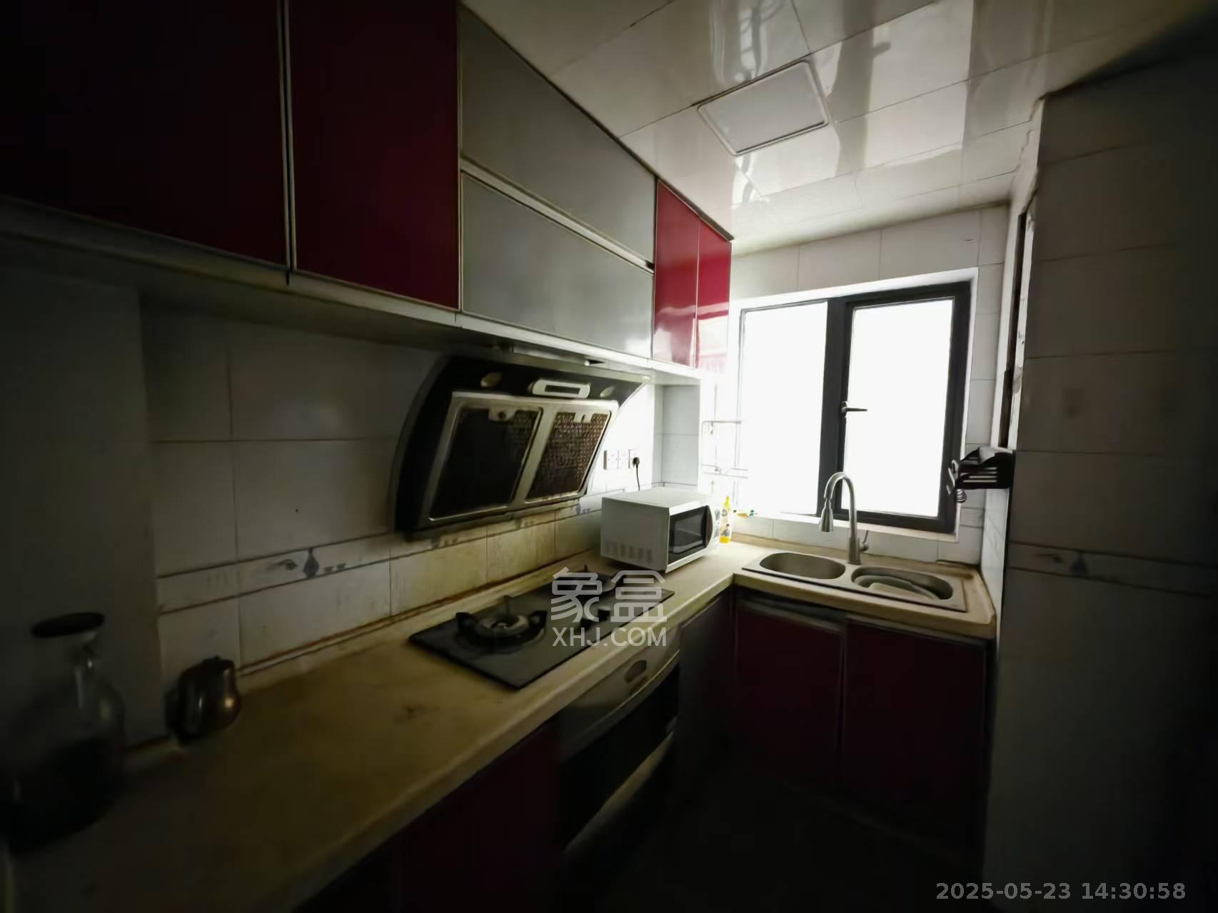 馨域公寓 3室2厅1卫 3800.0元/月 馨域公寓 3室2厅1卫 3800.0元/月室内图