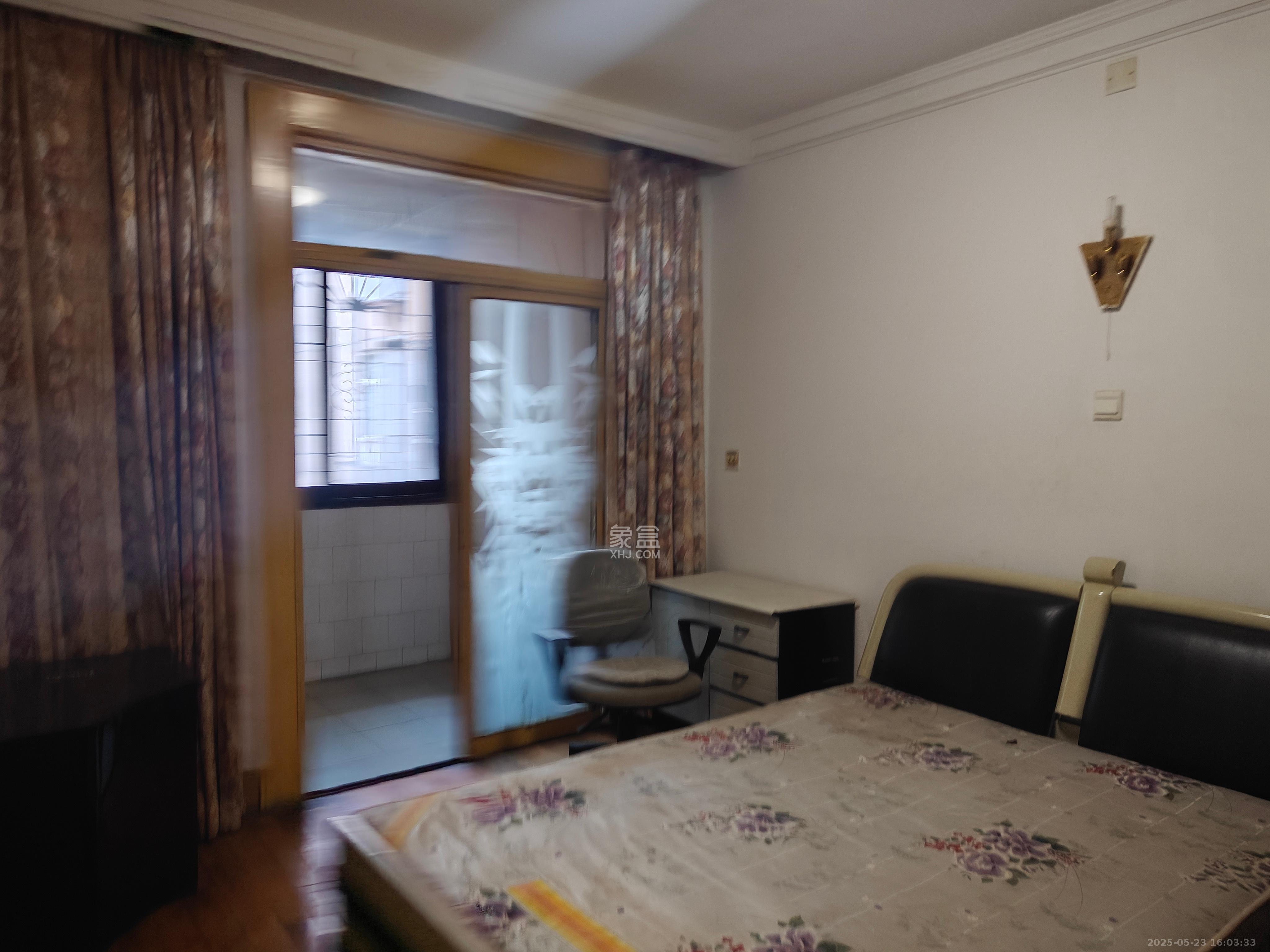 金隆家园(金隆小区)  3室2厅1卫    1500.0元/月 金隆家园(金隆小区)  3室2厅1卫    1500.0元/月室内图