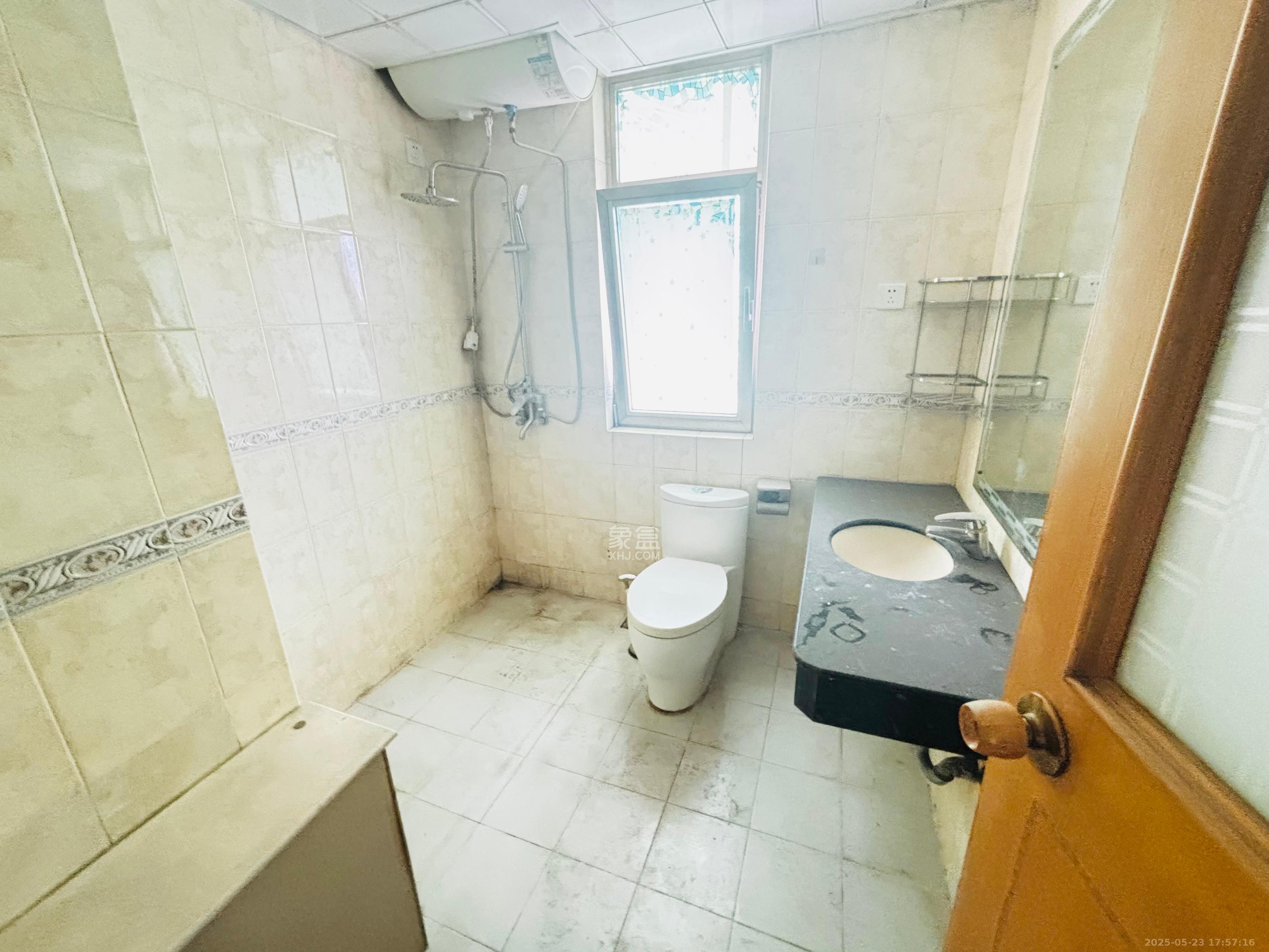 人民银行宿舍(蔡锷中路) 3室2厅2卫 3000.0元/月 人民银行宿舍(蔡锷中路) 3室2厅2卫 3000.0元/月室内图