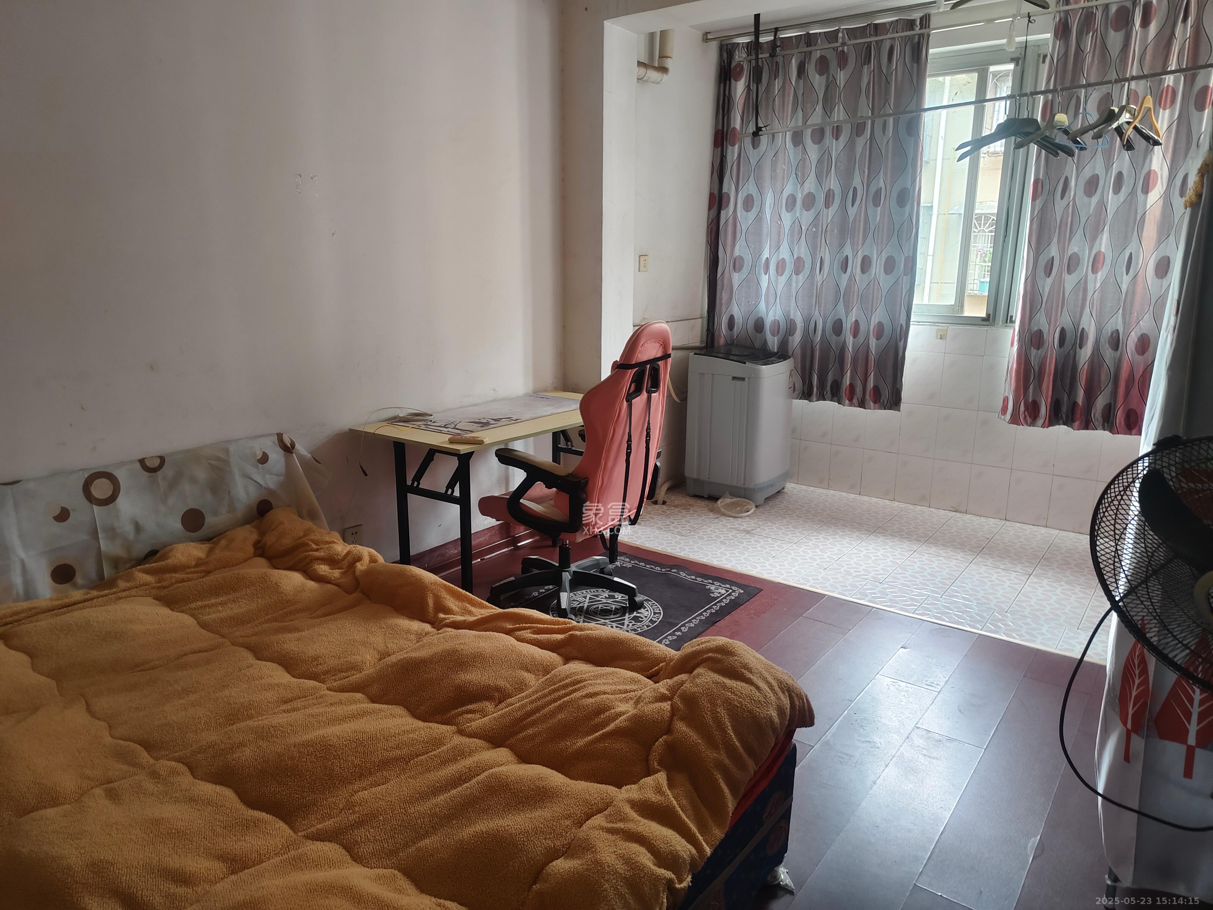 兰景花园 2室2厅1卫 1400.0元/月 兰景花园 2室2厅1卫 1400.0元/月室内图