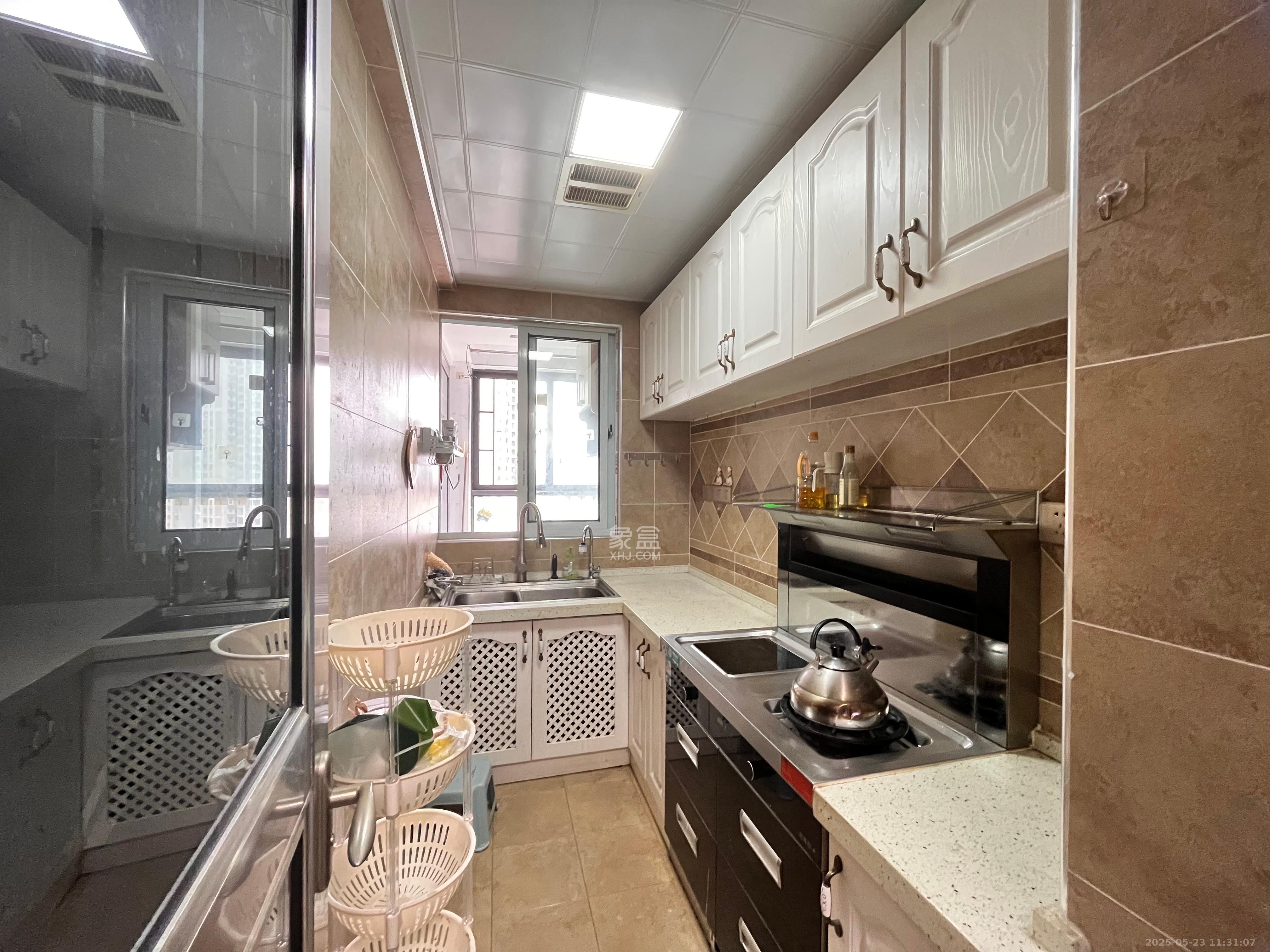 北辰三角洲E3区 1室1厅1卫 2500.0元/月 北辰三角洲E3区 1室1厅1卫 2500.0元/月室内图