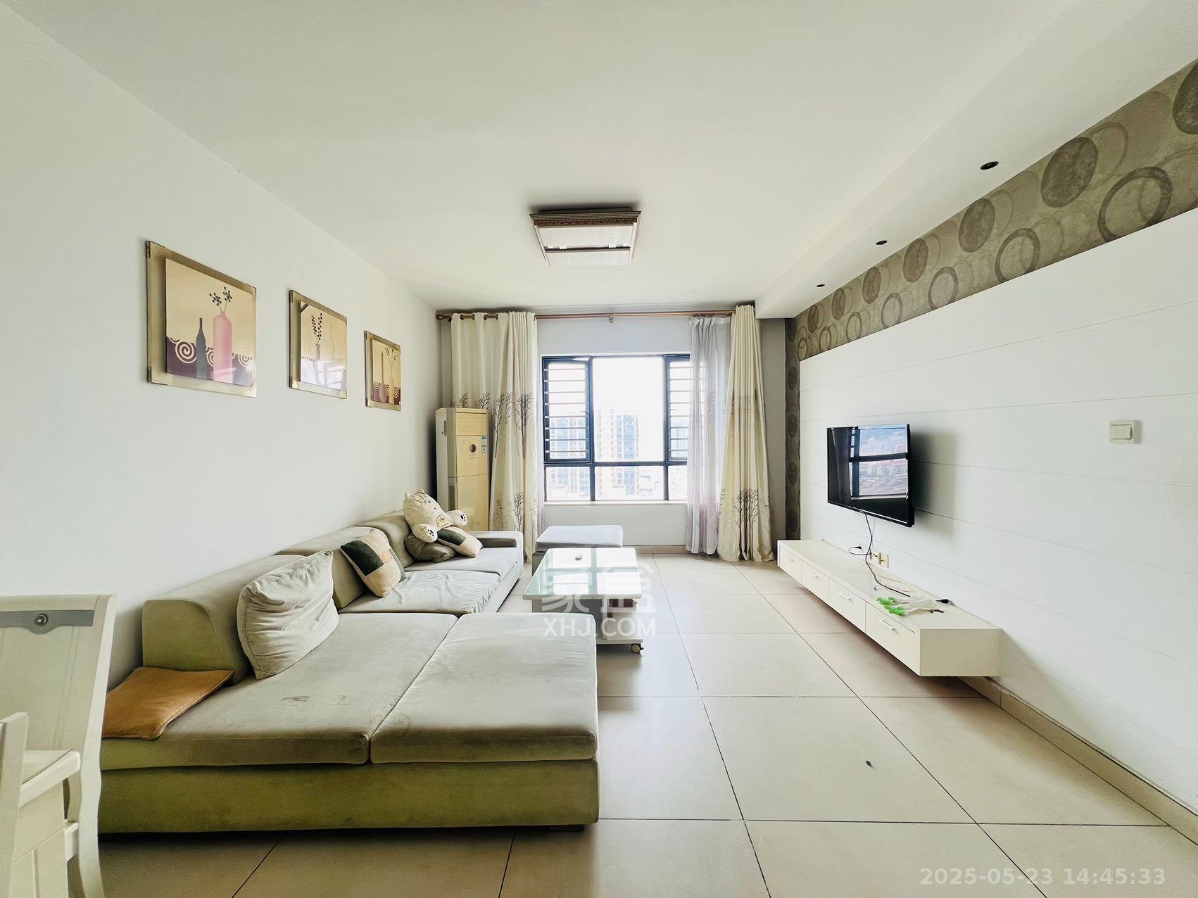 尚东紫郡  3室2厅1卫    2650.0元/月 尚东紫郡  3室2厅1卫    2650.0元/月室内图