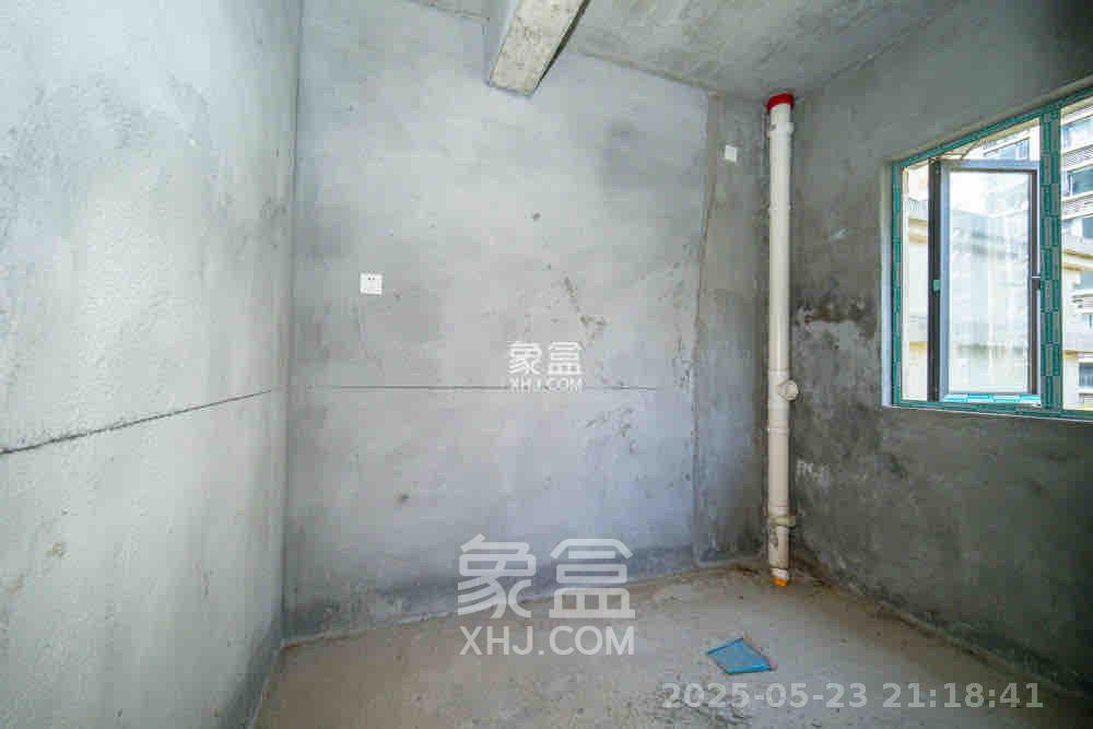 中梁星都荟  4室2厅2卫    1200.0元/月室内图