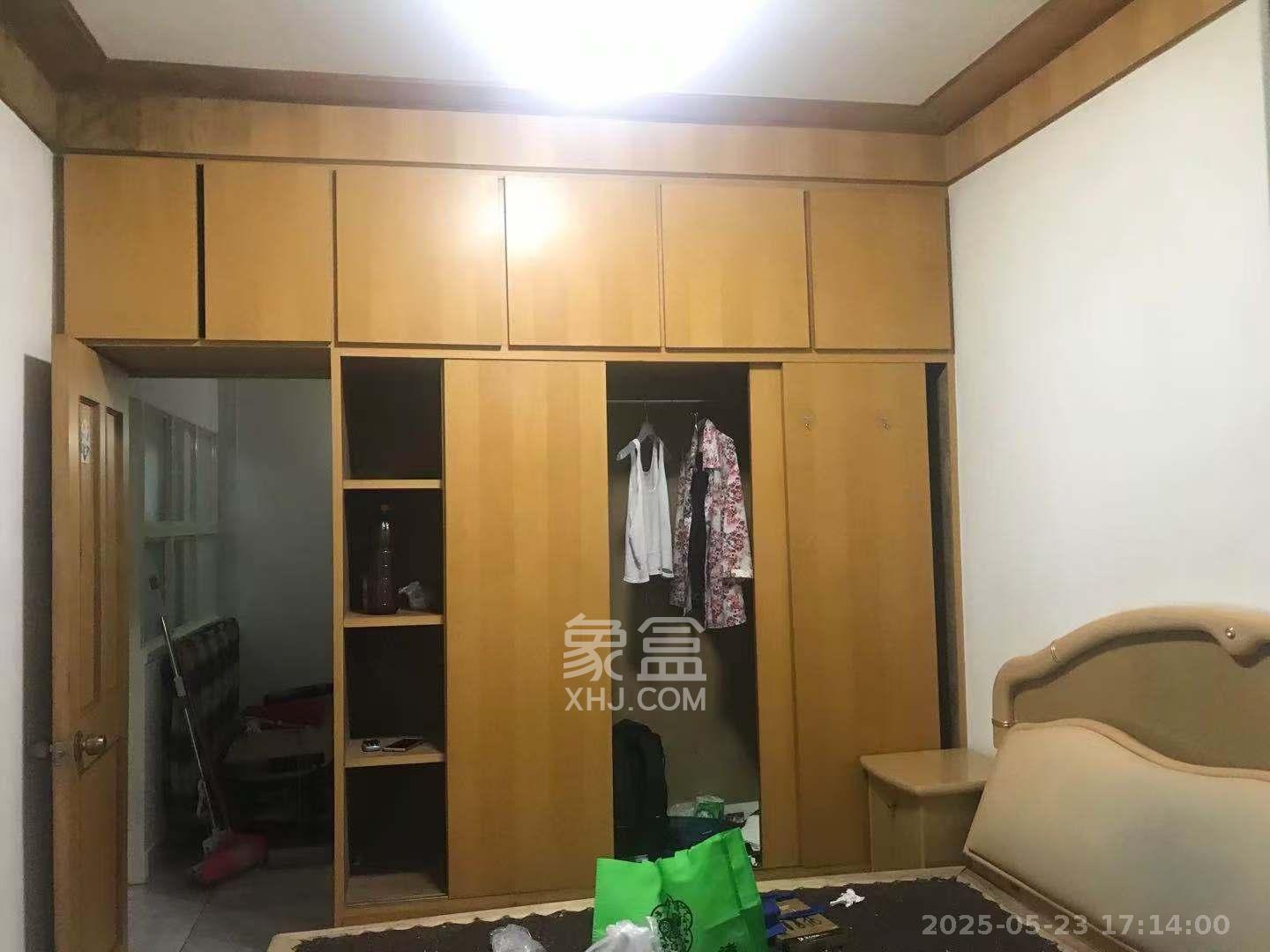 御景龙城  1室1厅1卫   1000.00元/月室内图