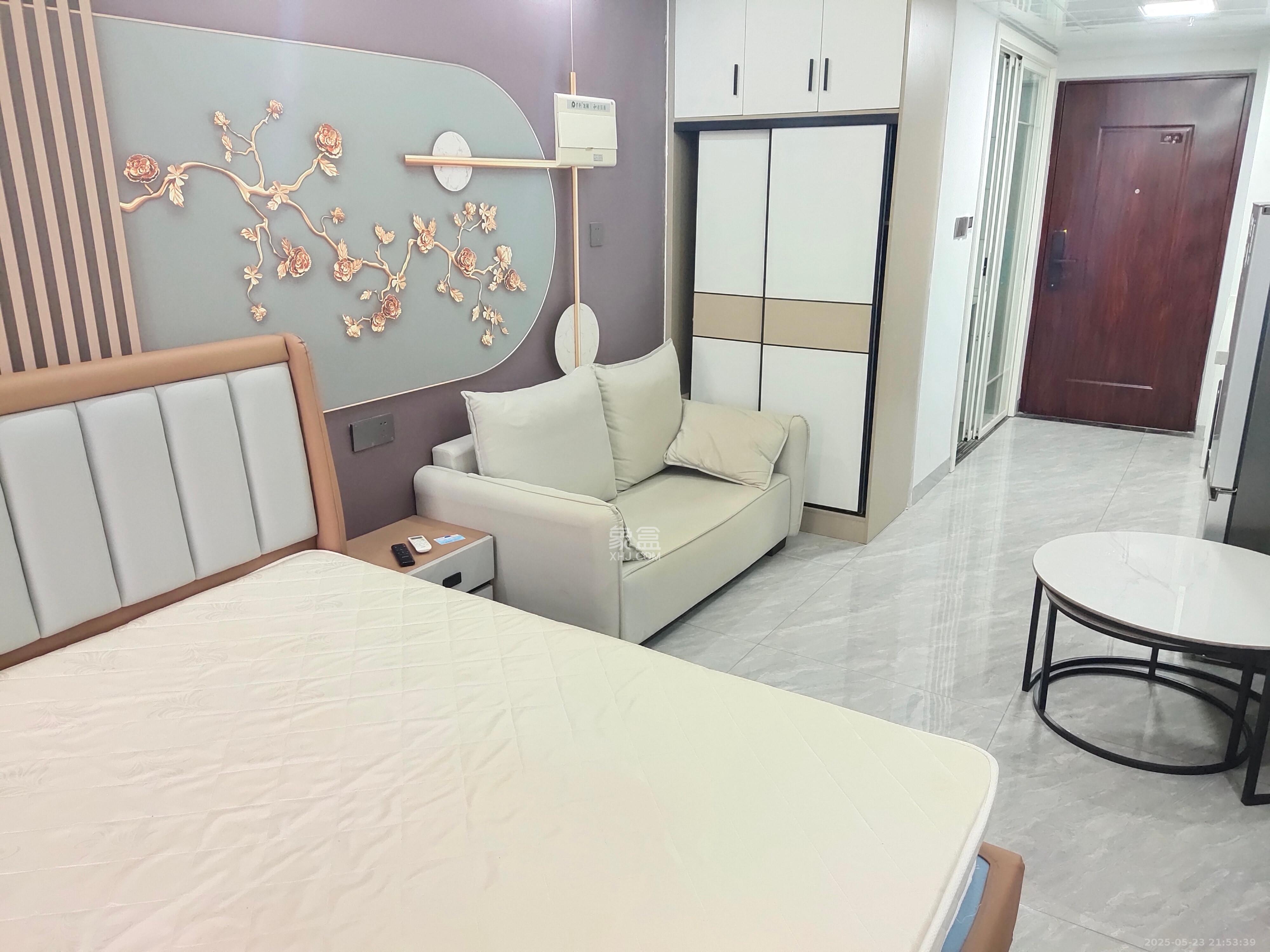 保利海德公园  1室1厅1卫   1700.00元/月室内图1