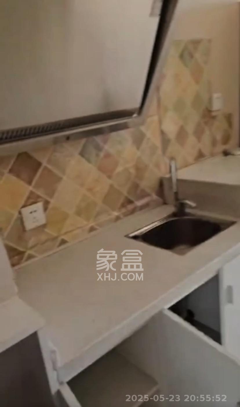 领东汇  1室0厅0卫   1280.00元/月
