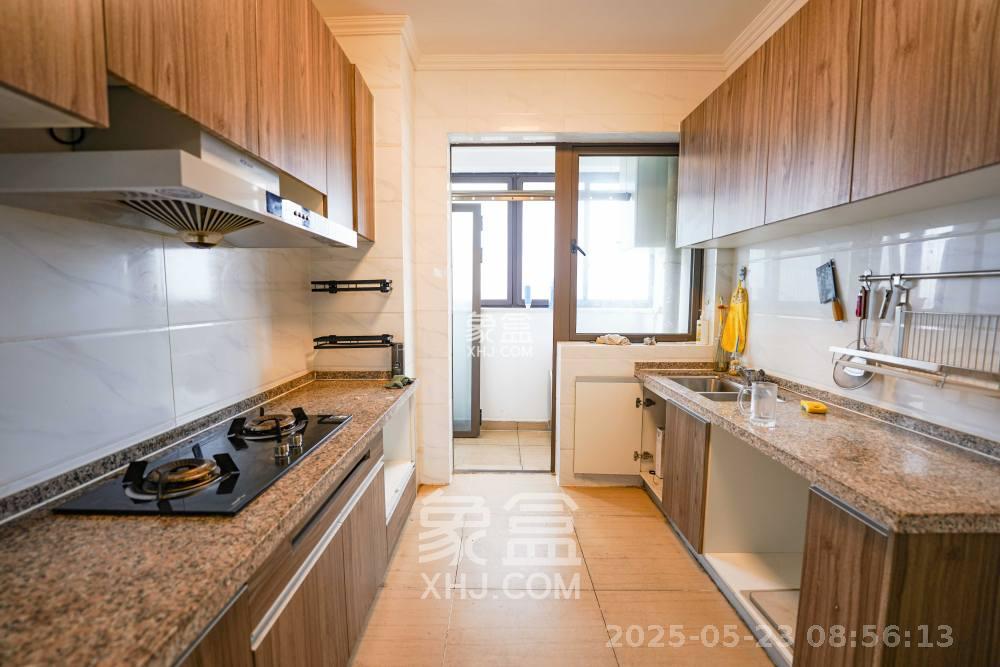 碧桂园公园壹号(凯怡茗苑)  3室2厅2卫    2300.0元/月 碧桂园公园壹号(凯怡茗苑)  3室2厅2卫    2300.0元/月室内图