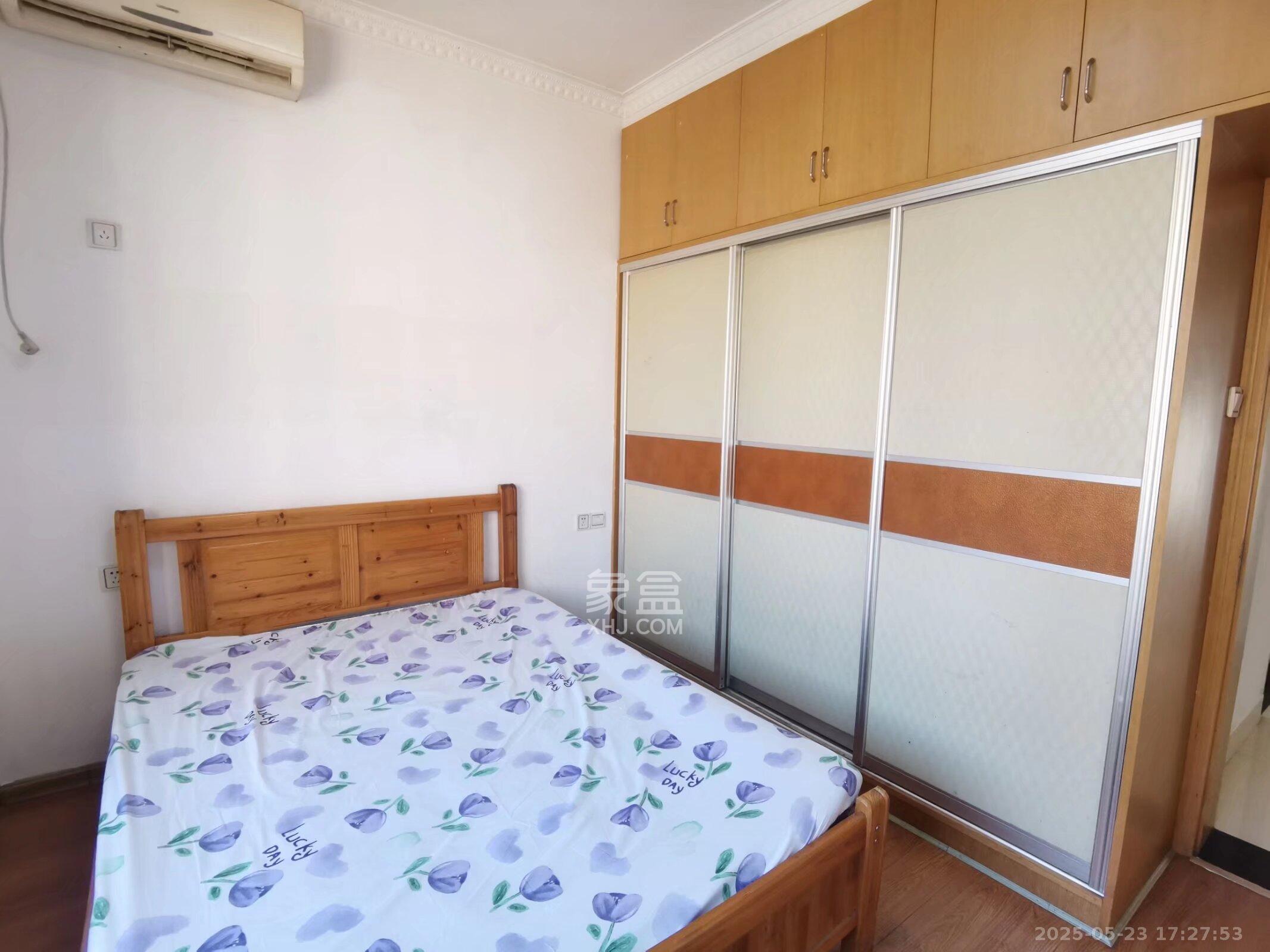 四季星城 3室2厅2卫 1800.0元/月 四季星城 3室2厅2卫 1800.0元/月室内图