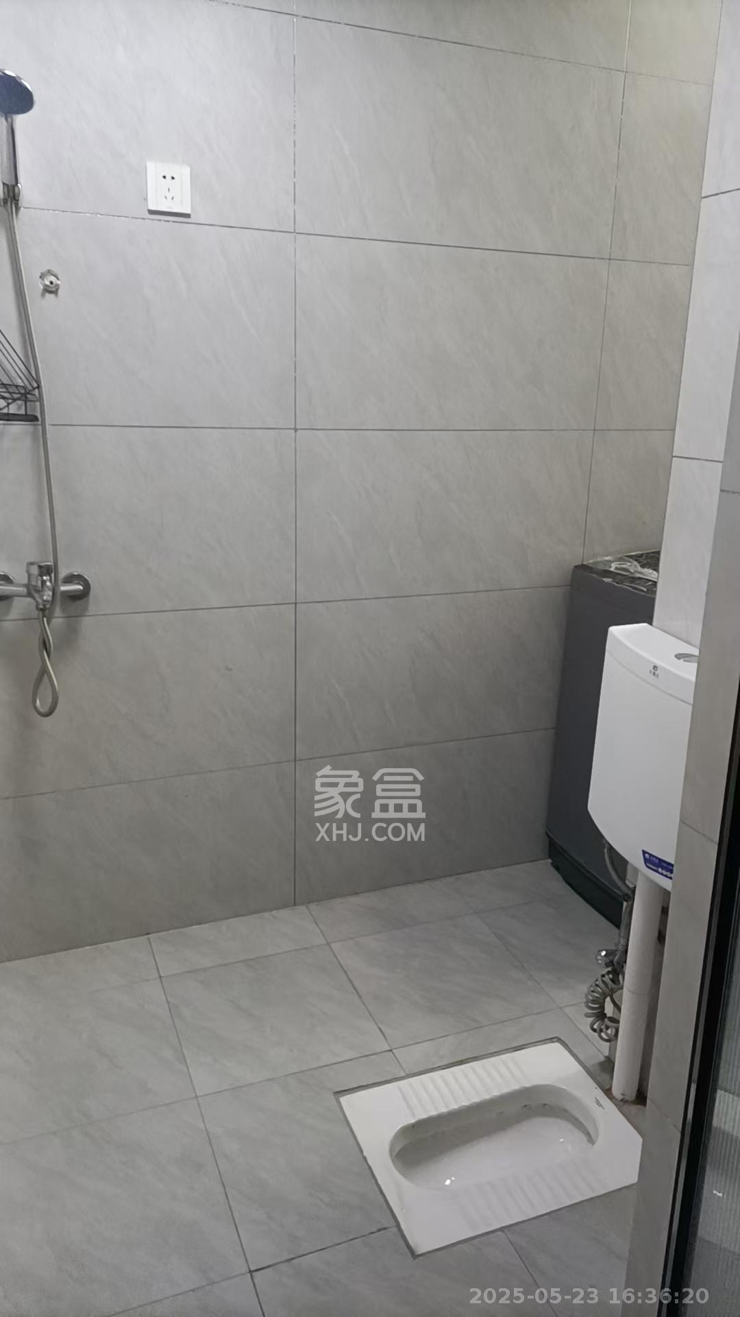 燕珑新寓 2室2厅1卫 2300.0元/月 燕珑新寓 2室2厅1卫 2300.0元/月室内图