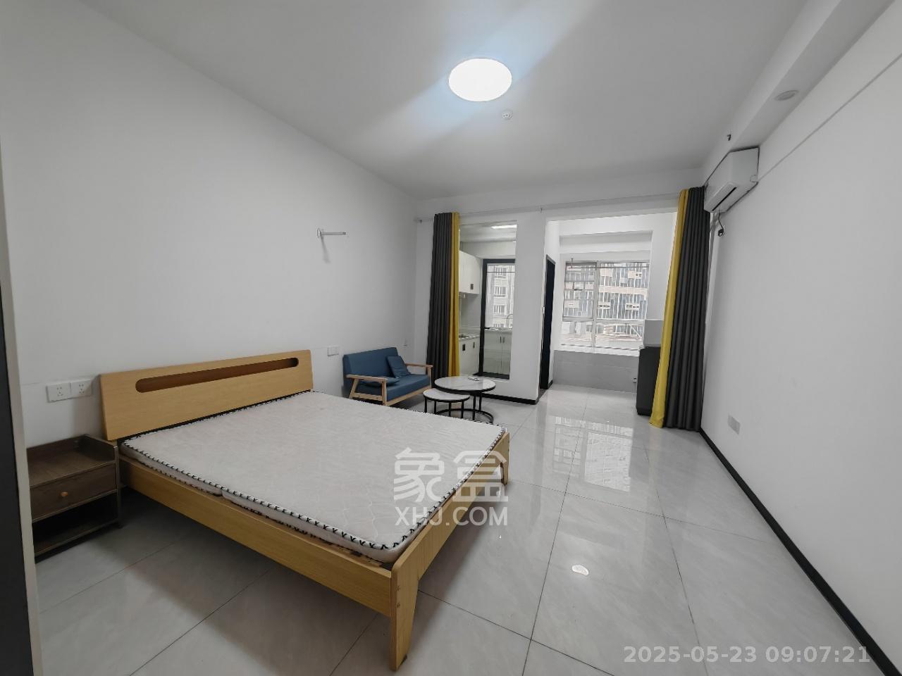 中建嘉和城  1室0厅0卫   1500.00元/月