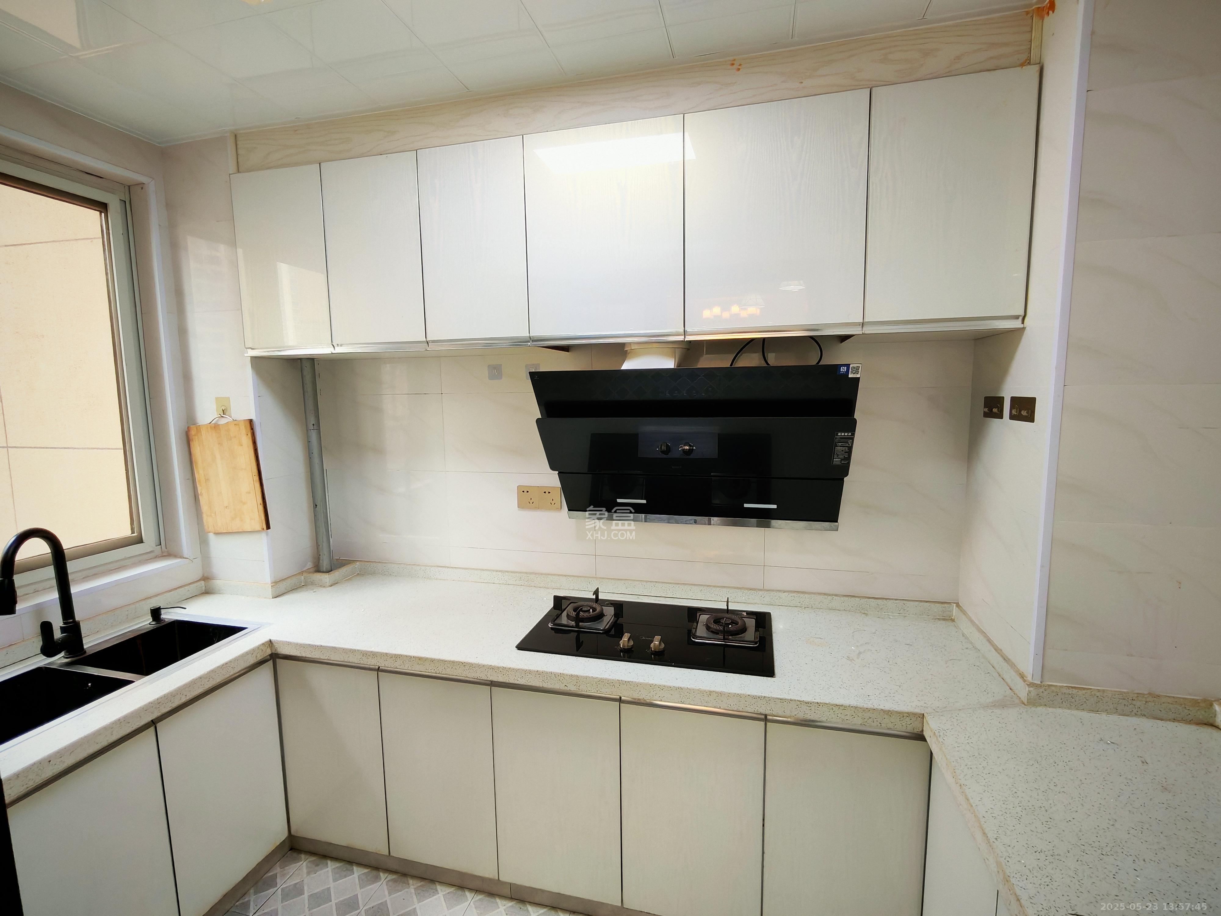 北辰三角洲C3区 3室2厅2卫 4000.0元/月 北辰三角洲C3区 3室2厅2卫 4000.0元/月室内图